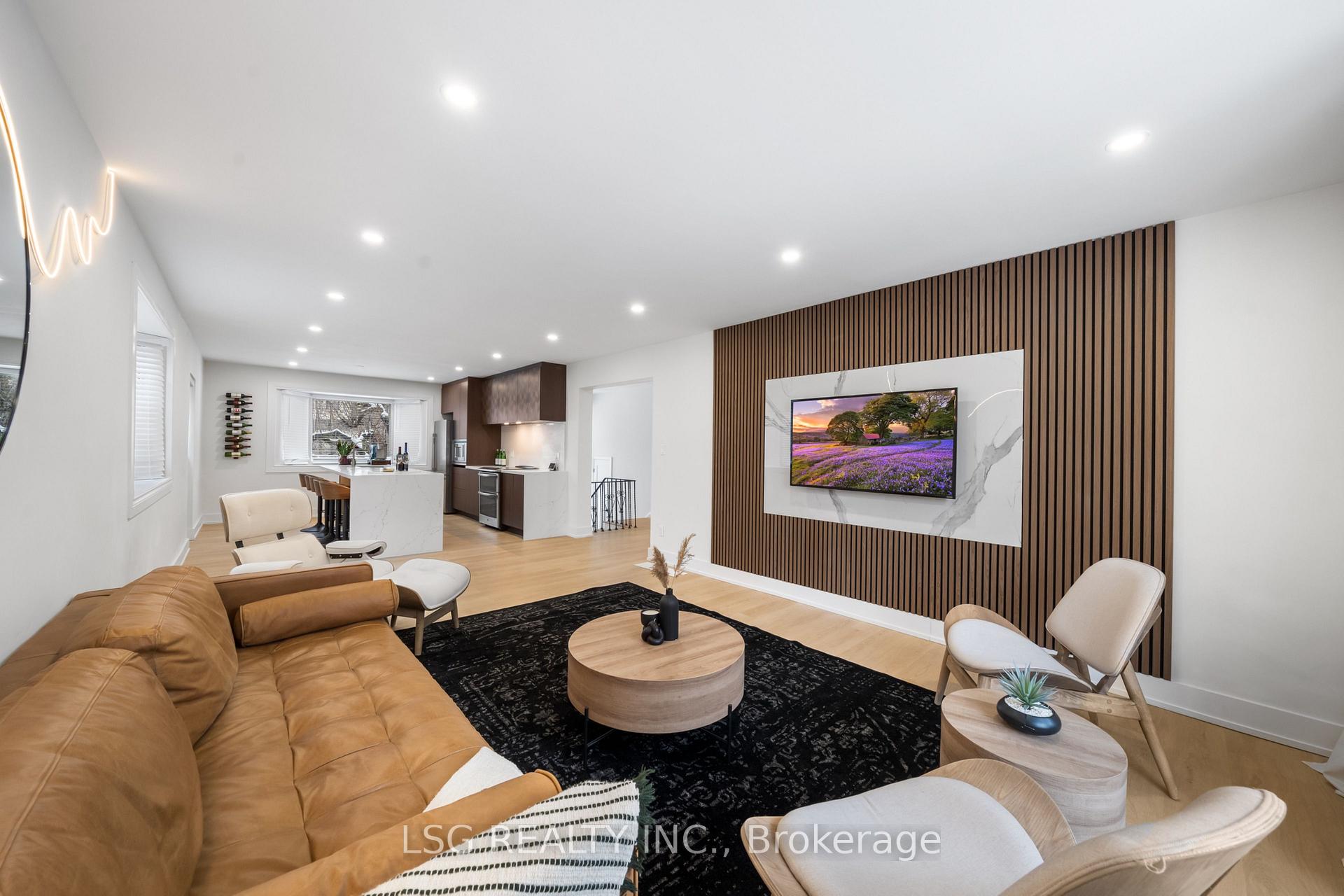 Photo 9 of 26 Grangemill Crescent, North York, Banbury-Don Mills — HOMEH
