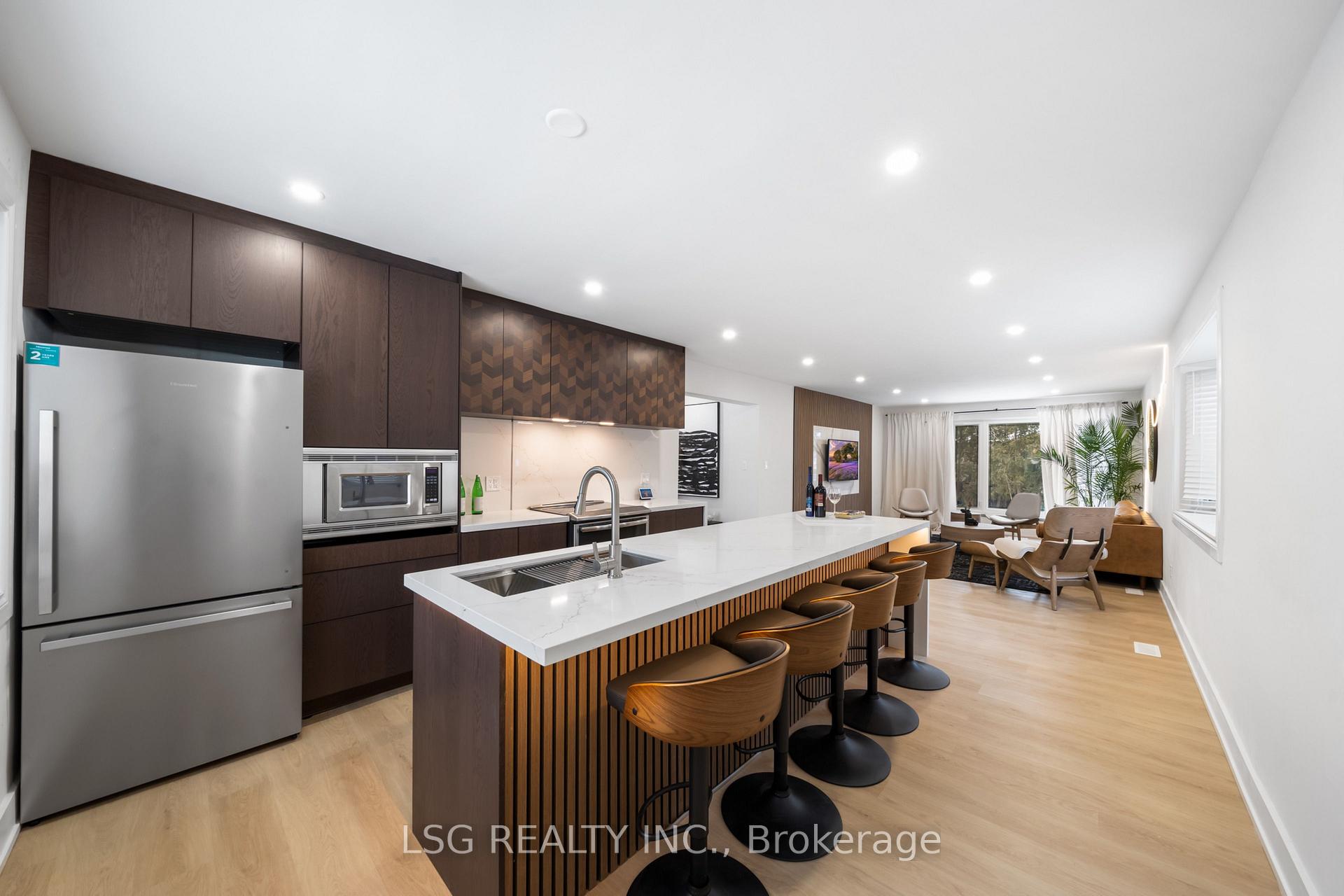 Photo 10 of 26 Grangemill Crescent, North York, Banbury-Don Mills — HOMEH