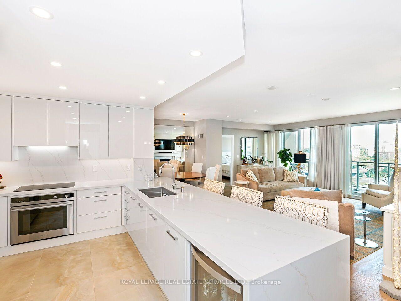 Photo of Unit PH201, 88 Palace Pier Court