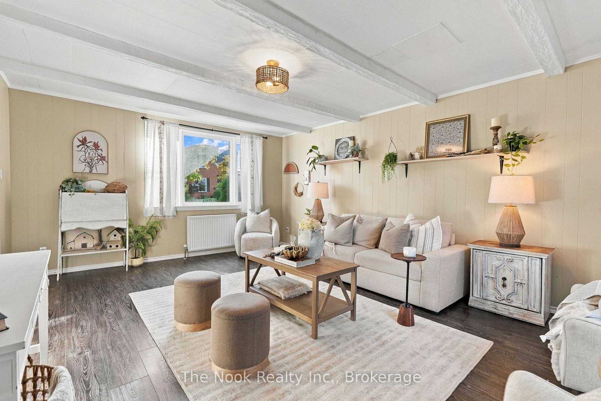 Photo 14 of 64 Wellington Street, Clarington, Bowmanville — HOMEH