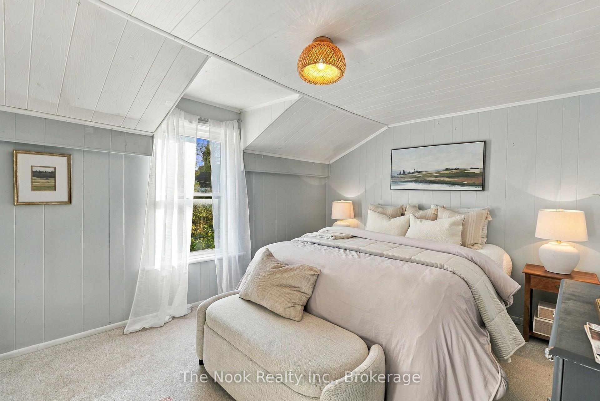 Photo 32 of 64 Wellington Street, Clarington, Bowmanville — HOMEH