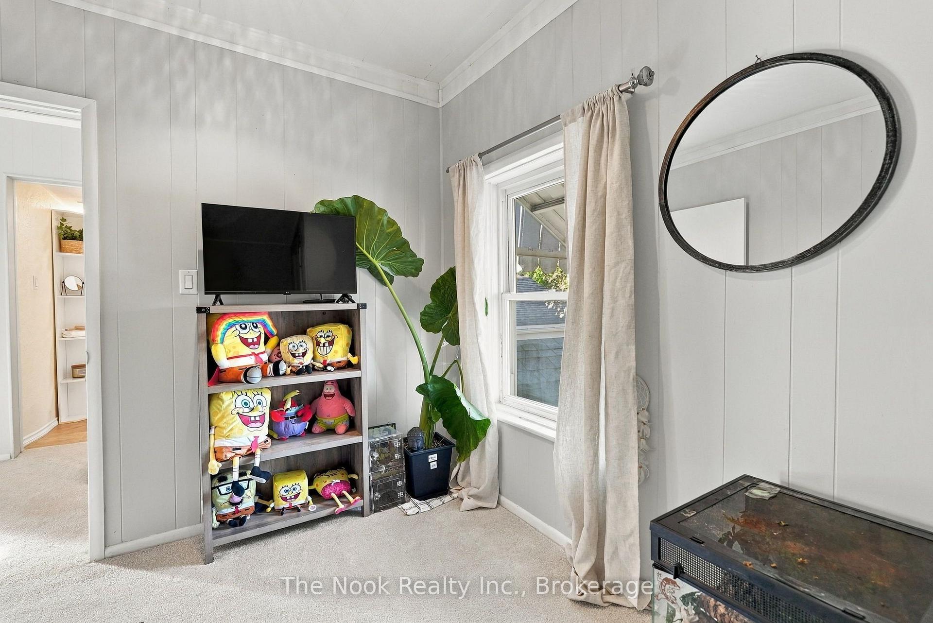 Photo 40 of 64 Wellington Street, Clarington, Bowmanville — HOMEH