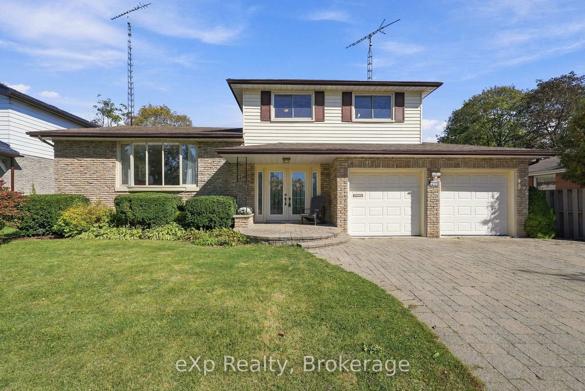 Photo 2 of 2 Ravensdale Road, Cobourg — HOMEH