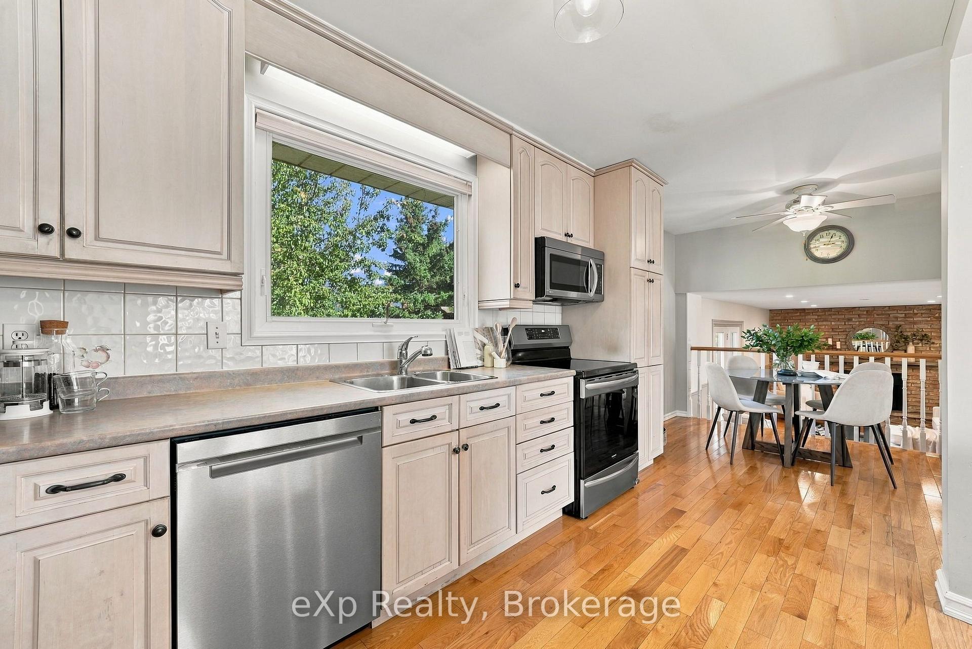 Photo 12 of 2 Ravensdale Road, Cobourg — HOMEH