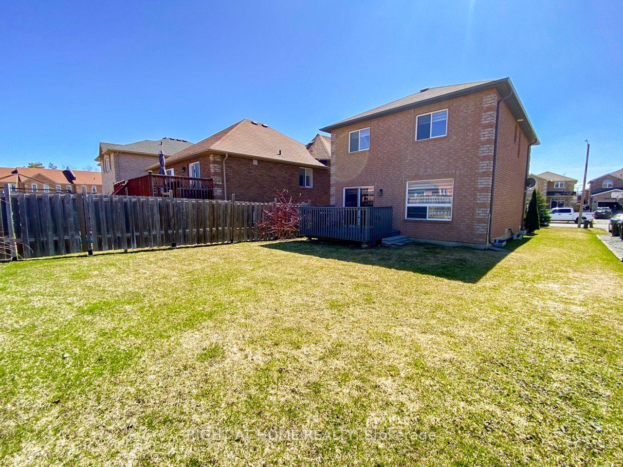 Photo 24 of 2099 Osbond Road, Innisfil, Alcona — HOMEH