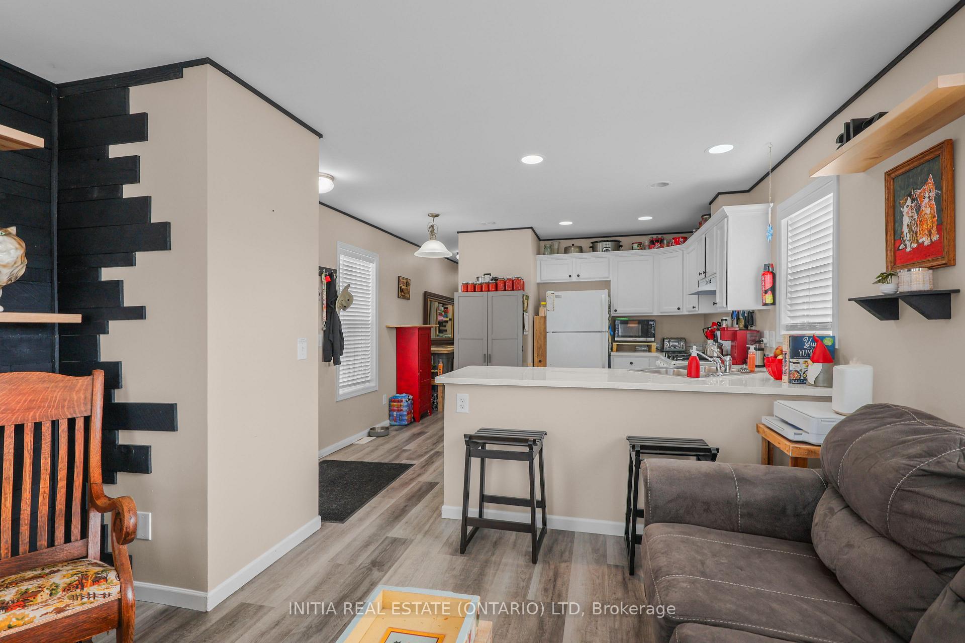Photo of Unit 57, 2189 Dundas Street