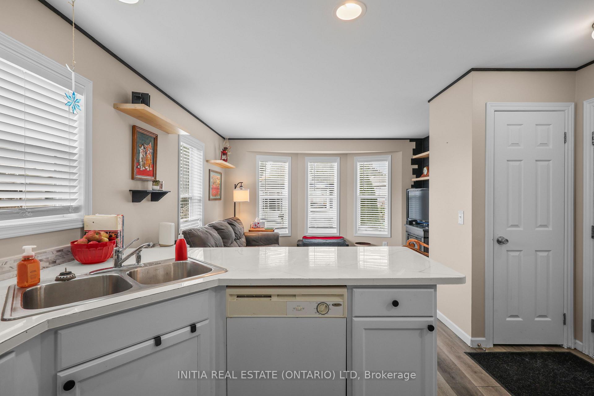 Photo 6 of Unit 57, 2189 Dundas Street, London, East I — HOMEH