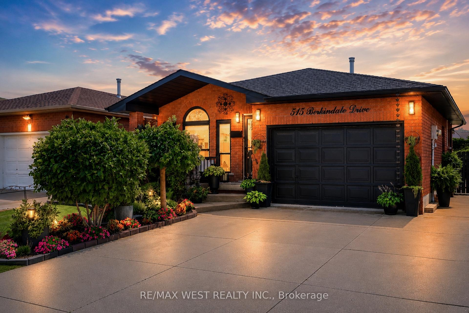 Photo 3 of 515 Berkindale Drive, Hamilton, Riverdale — HOMEH