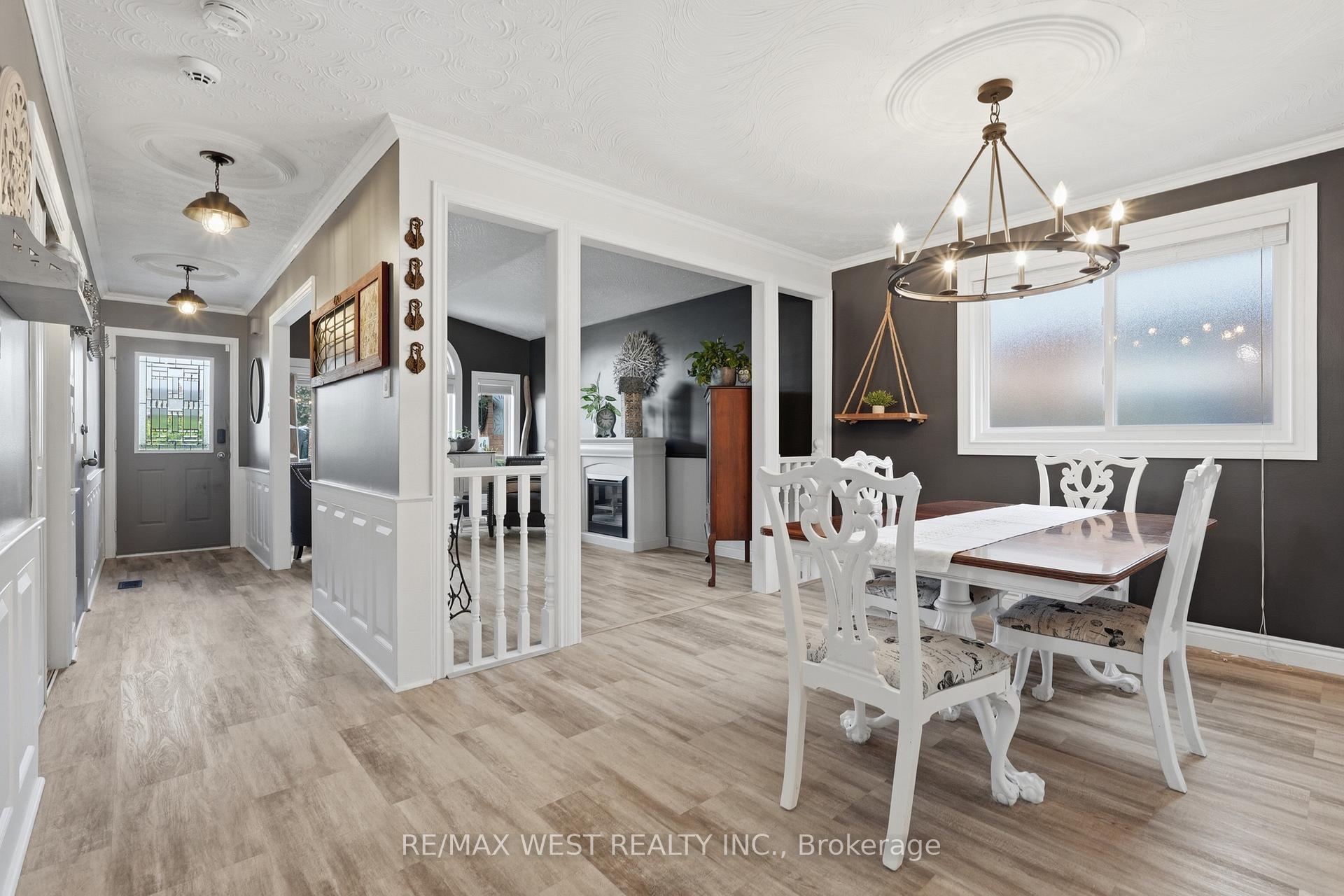 Photo 6 of 515 Berkindale Drive, Hamilton, Riverdale — HOMEH
