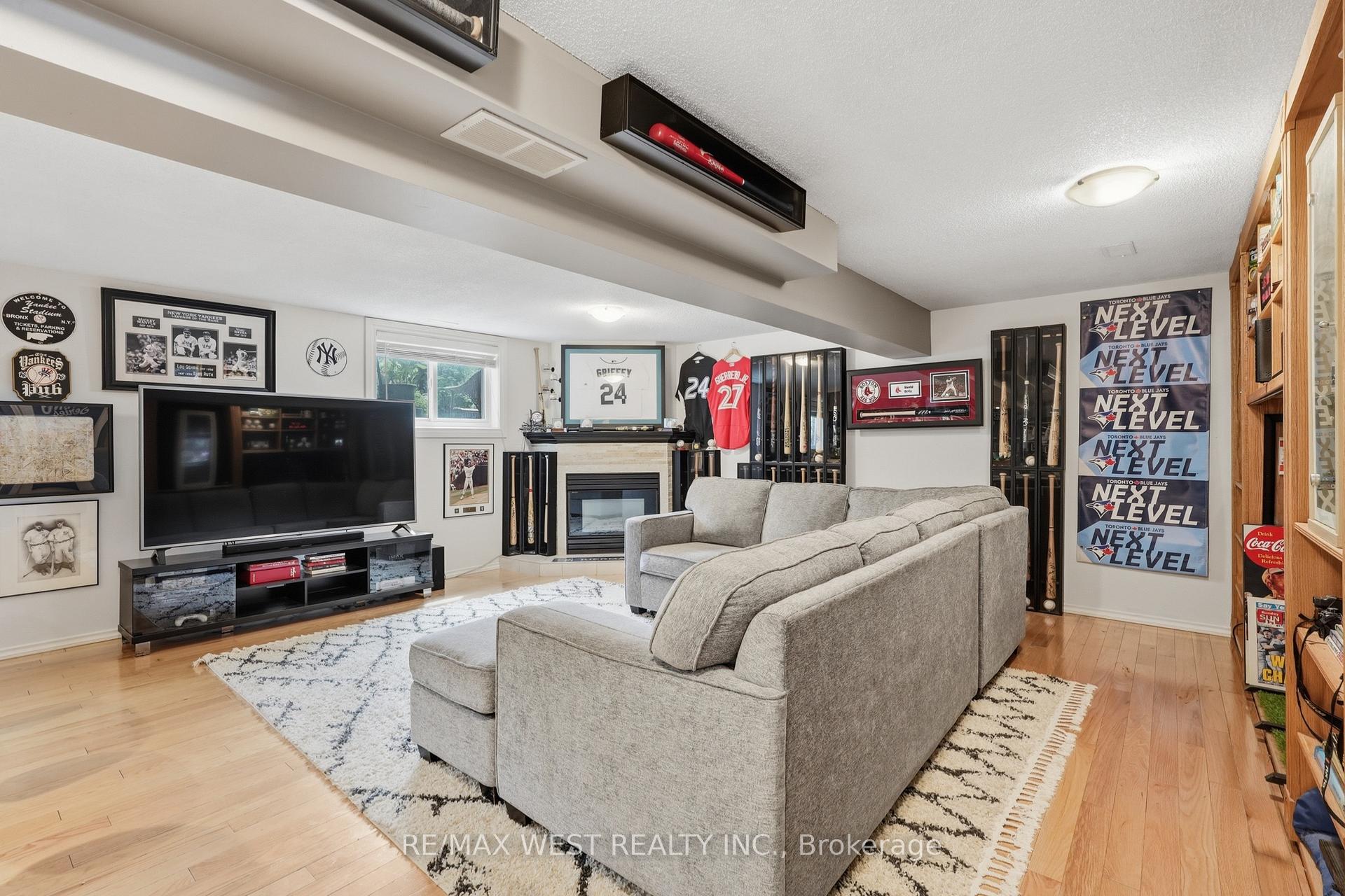 Photo 15 of 515 Berkindale Drive, Hamilton, Riverdale — HOMEH