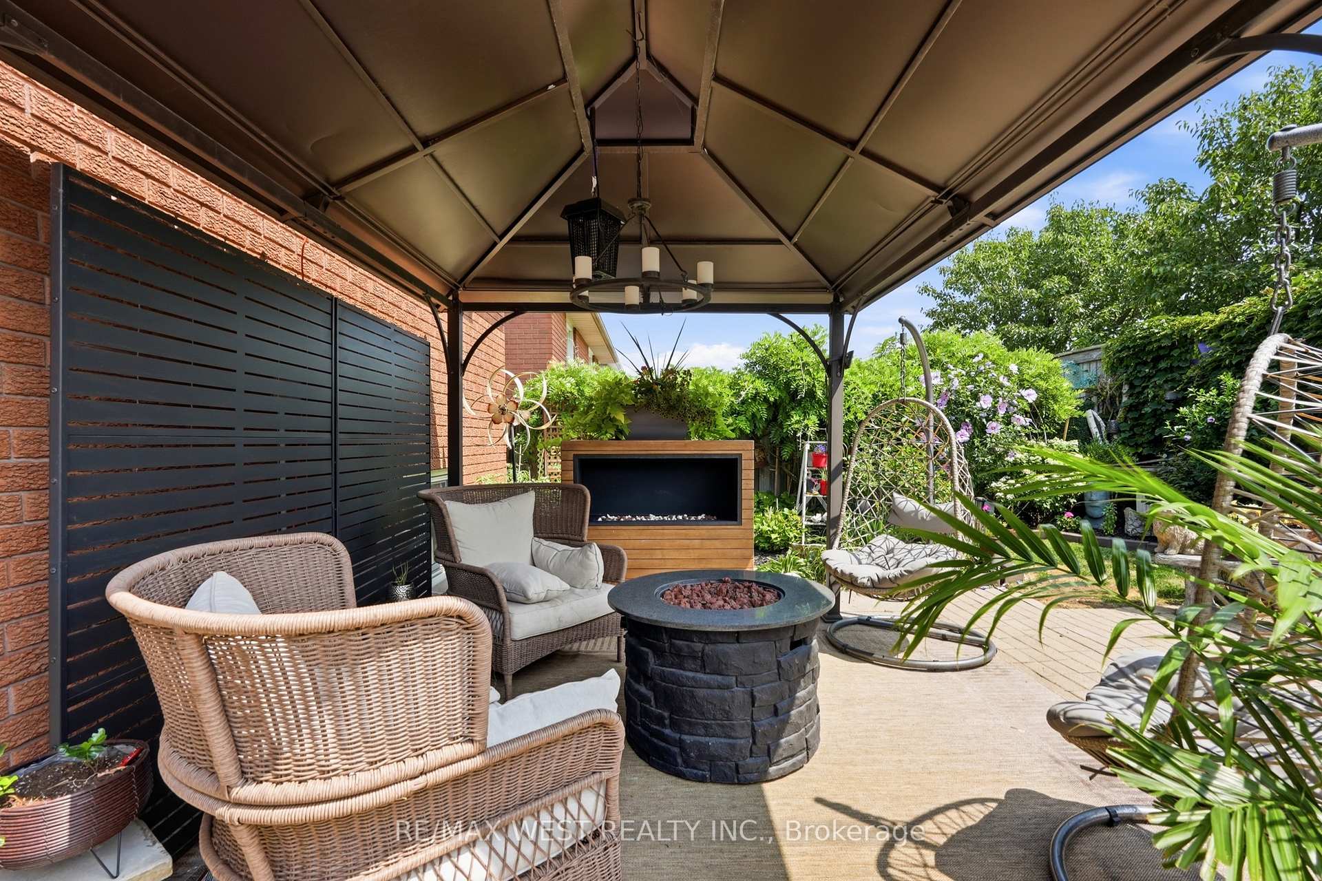 Photo 21 of 515 Berkindale Drive, Hamilton, Riverdale — HOMEH