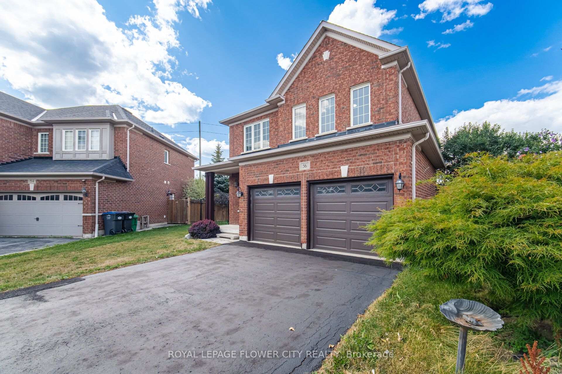 Photo 2 of 56 Laurentide Crescent, Brampton, Vales of Castlemore North — HOMEH