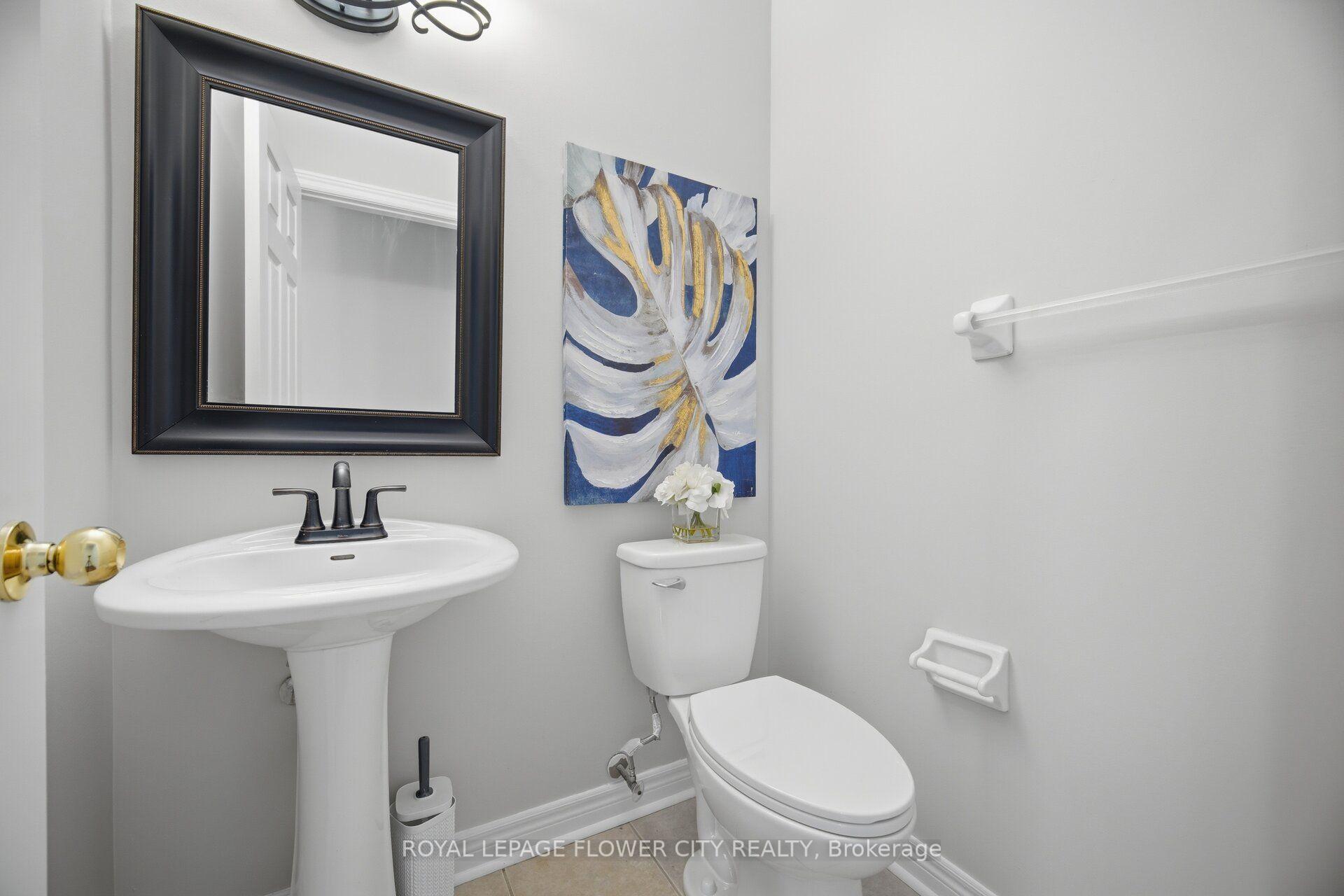 Photo 14 of 56 Laurentide Crescent, Brampton, Vales of Castlemore North — HOMEH
