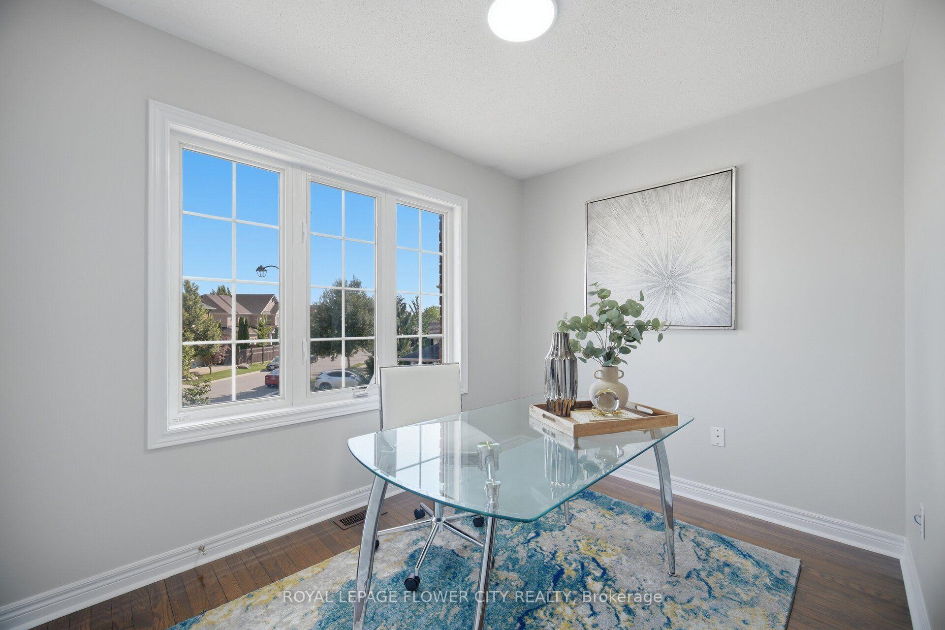 Photo 18 of 56 Laurentide Crescent, Brampton, Vales of Castlemore North — HOMEH