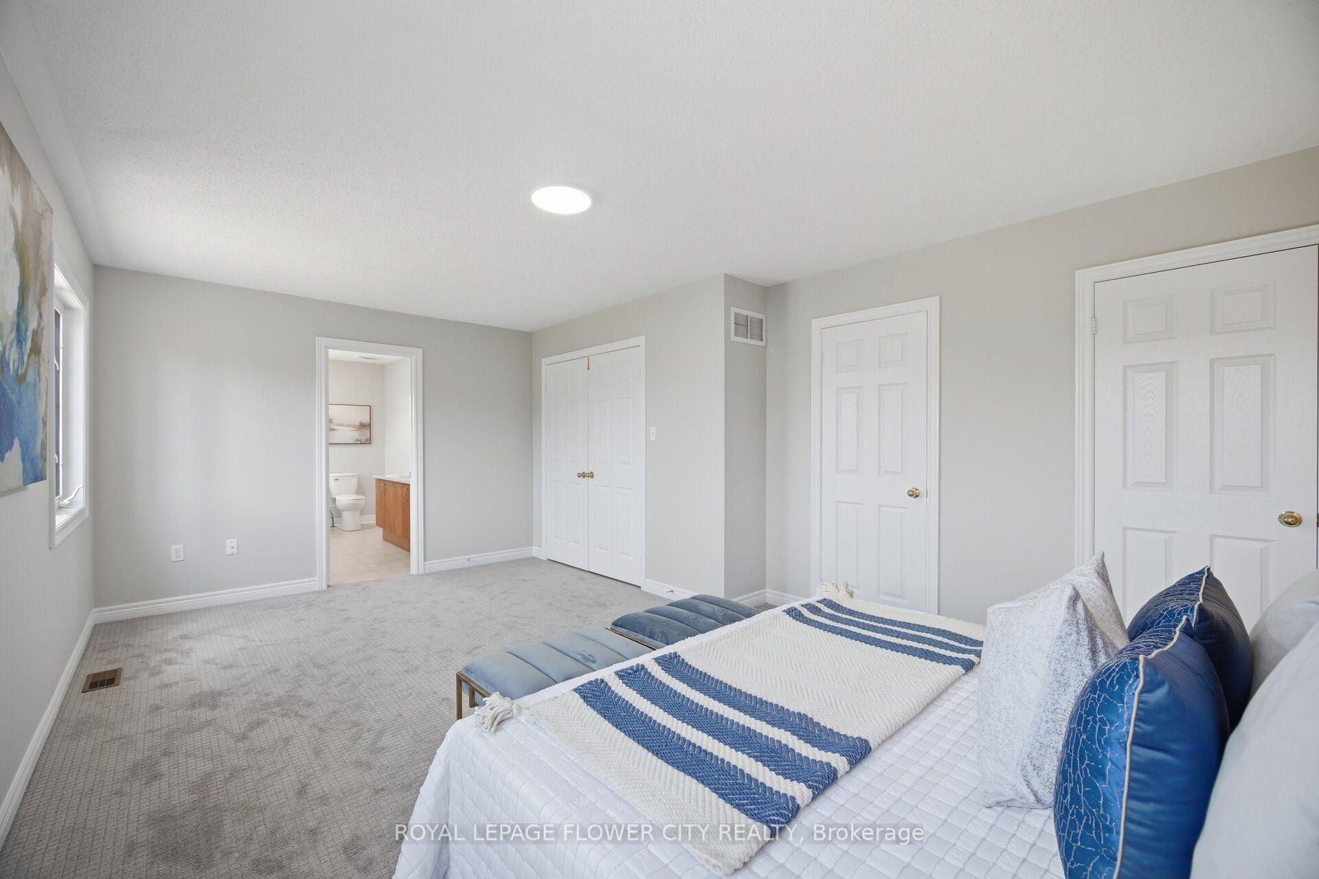 Photo 21 of 56 Laurentide Crescent, Brampton, Vales of Castlemore North — HOMEH