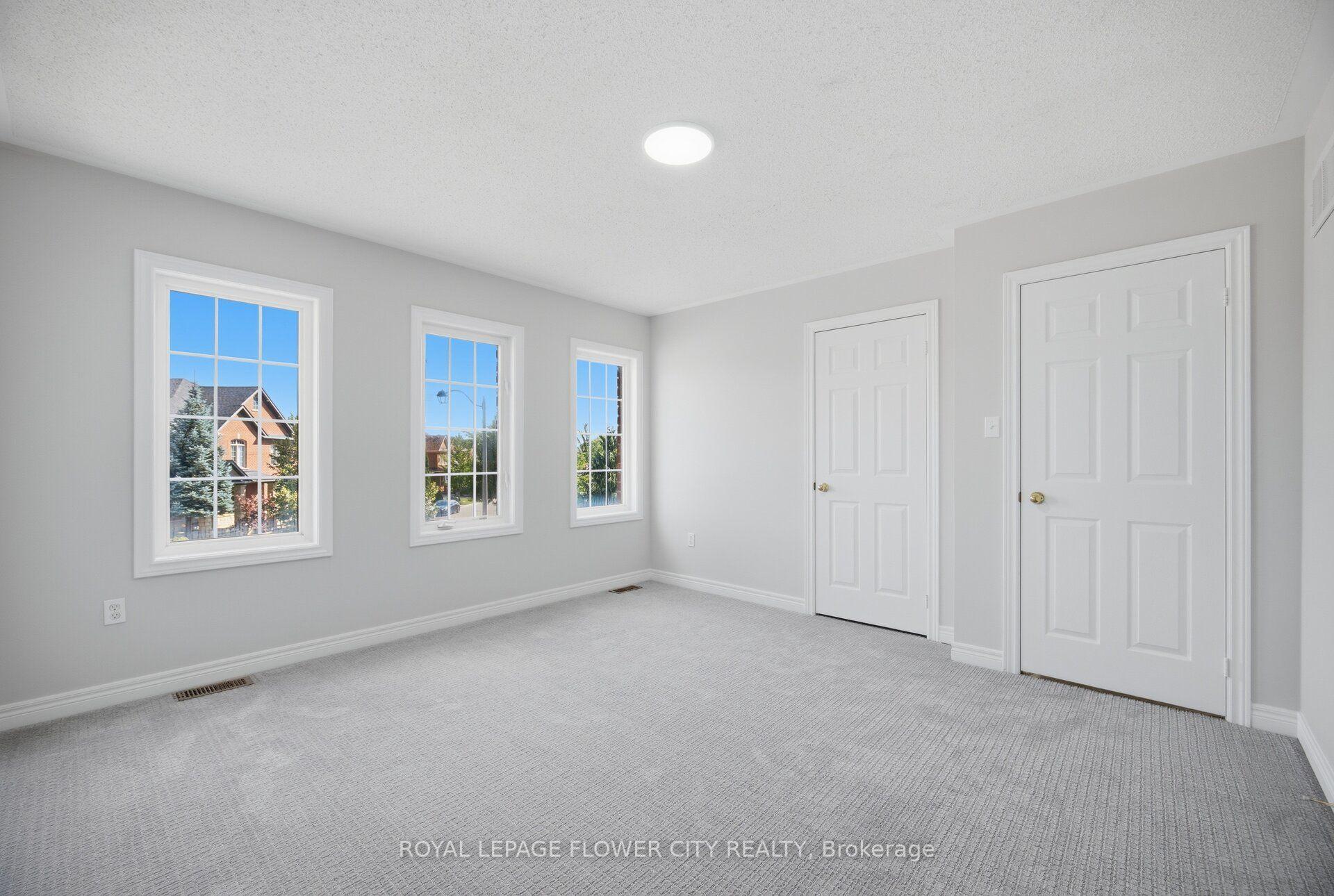 Photo 25 of 56 Laurentide Crescent, Brampton, Vales of Castlemore North — HOMEH