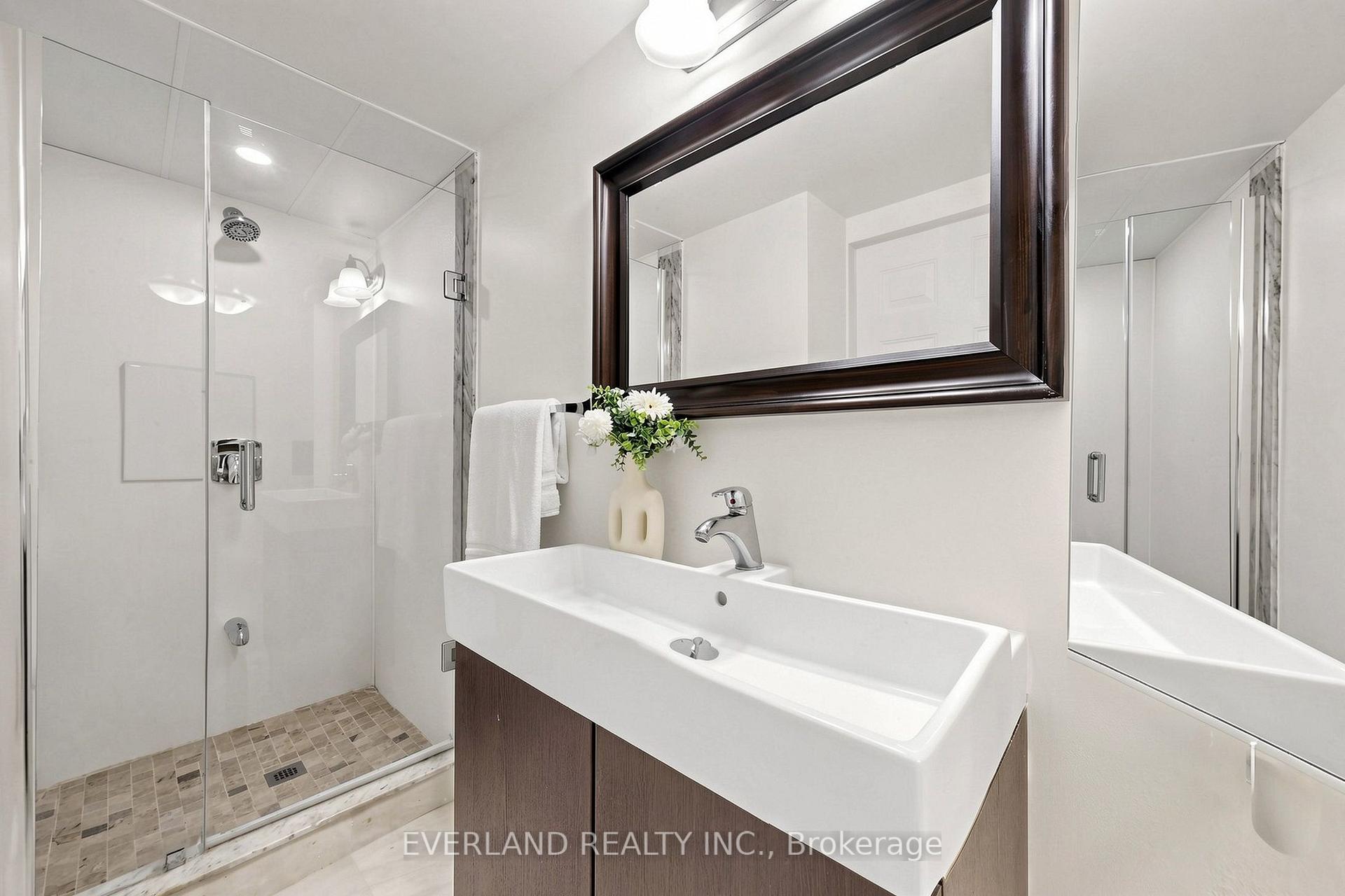 Photo 31 of 38 Six Nations Avenue, Scarborough, Woburn — HOMEH
