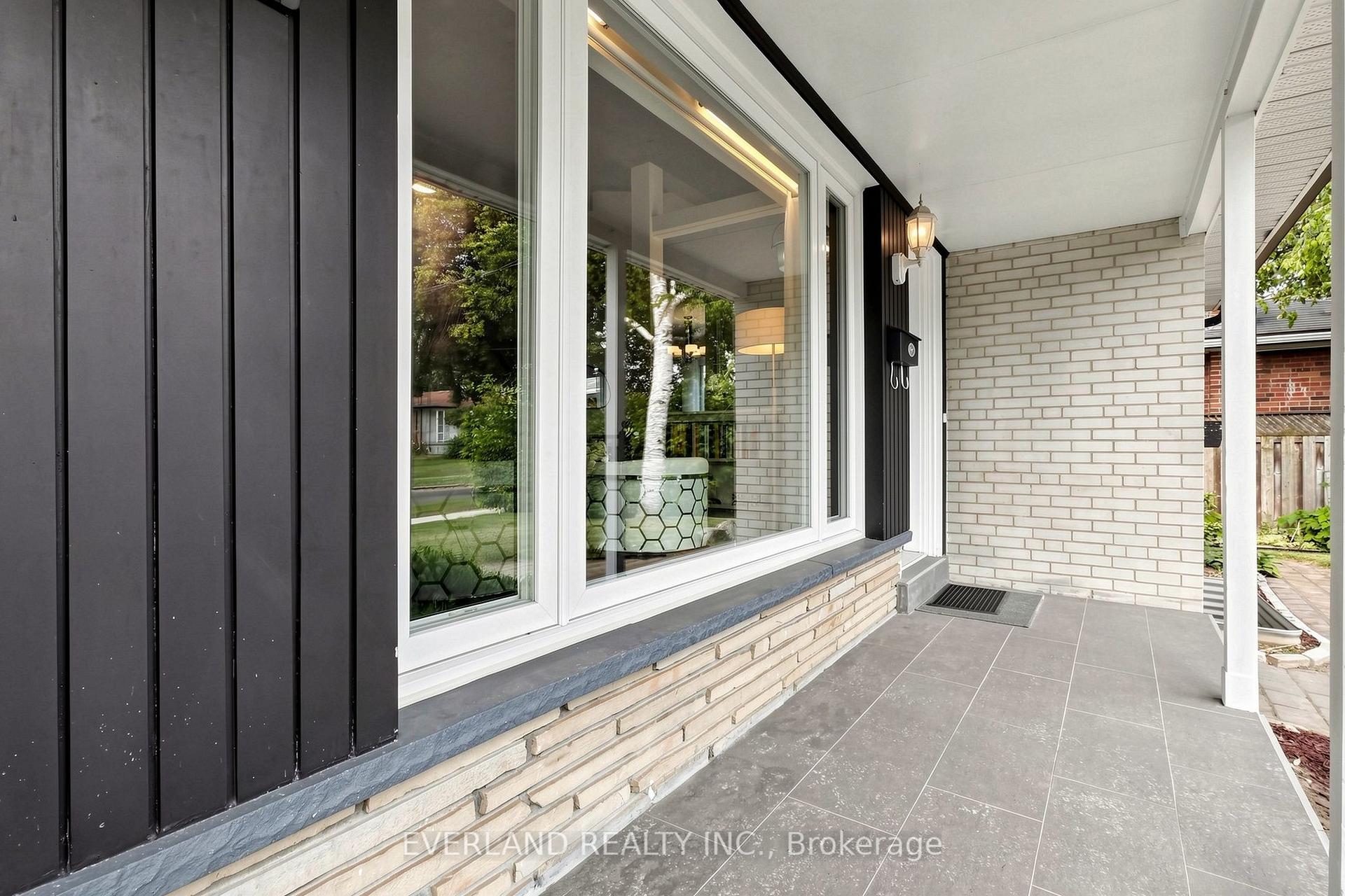 Photo 32 of 38 Six Nations Avenue, Scarborough, Woburn — HOMEH