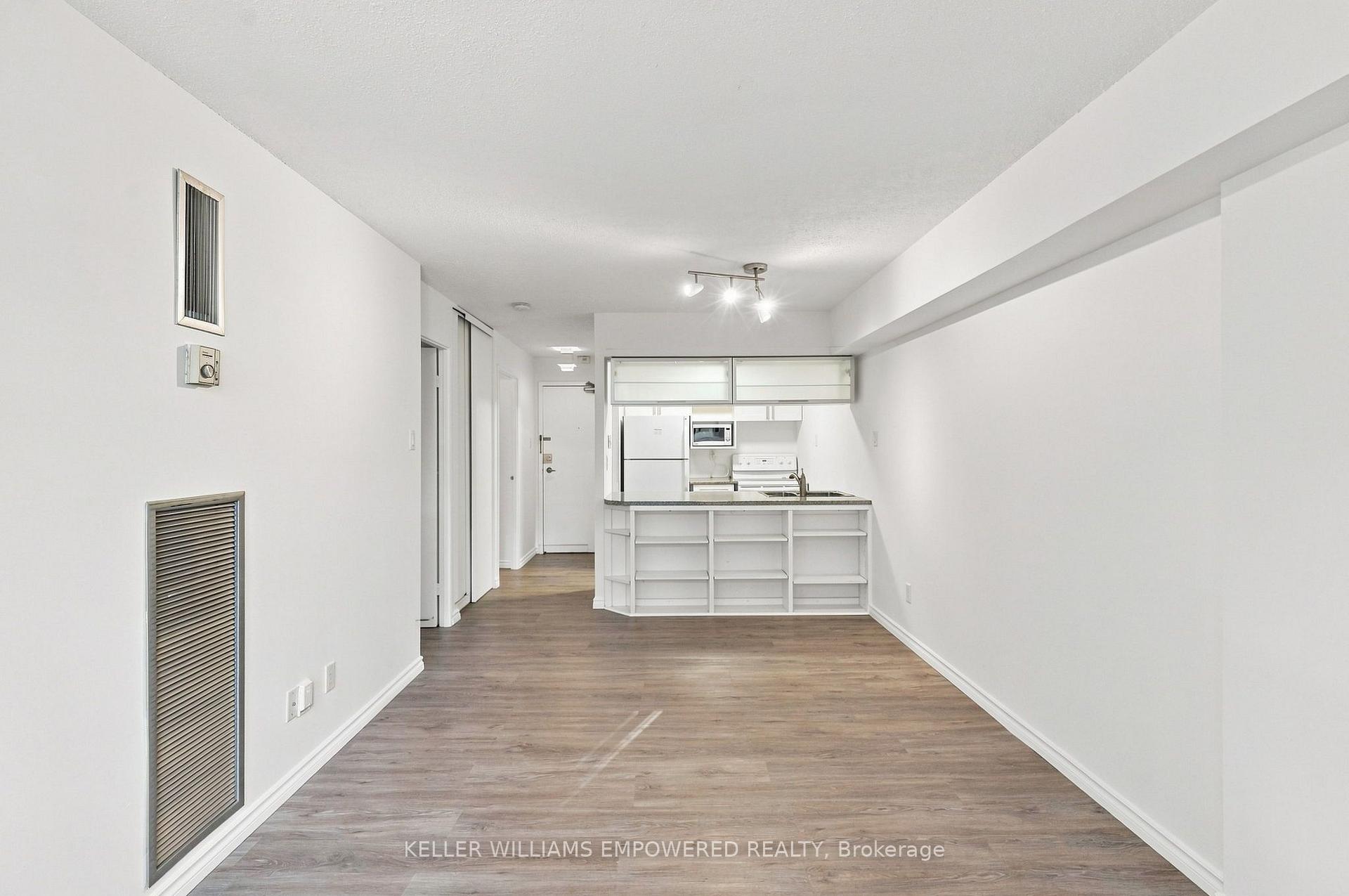 Photo 4 of Unit 719, 80 St Patrick Street, Toronto, Kensington-Chinatown — HOMEH