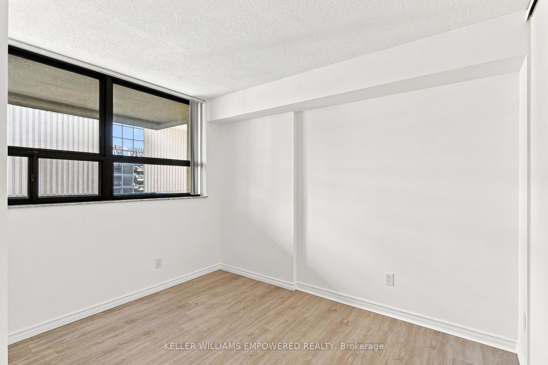 Photo 10 of Unit 719, 80 St Patrick Street, Toronto, Kensington-Chinatown — HOMEH