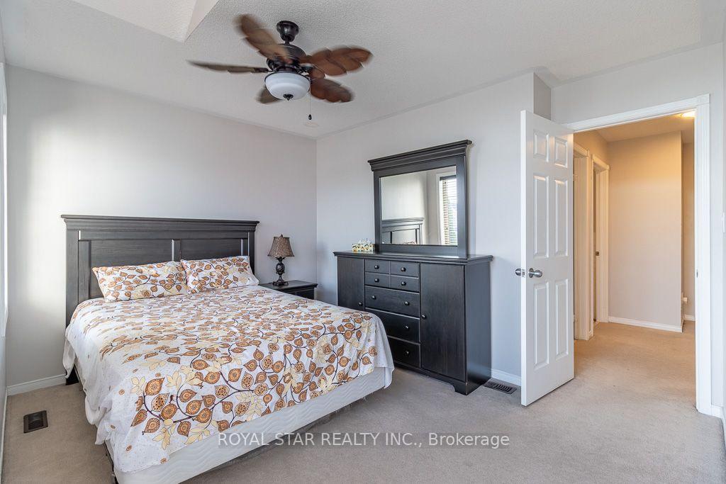 Photo 11 of 1164 Stire Street, Oshawa, Pinecrest — HOMEH