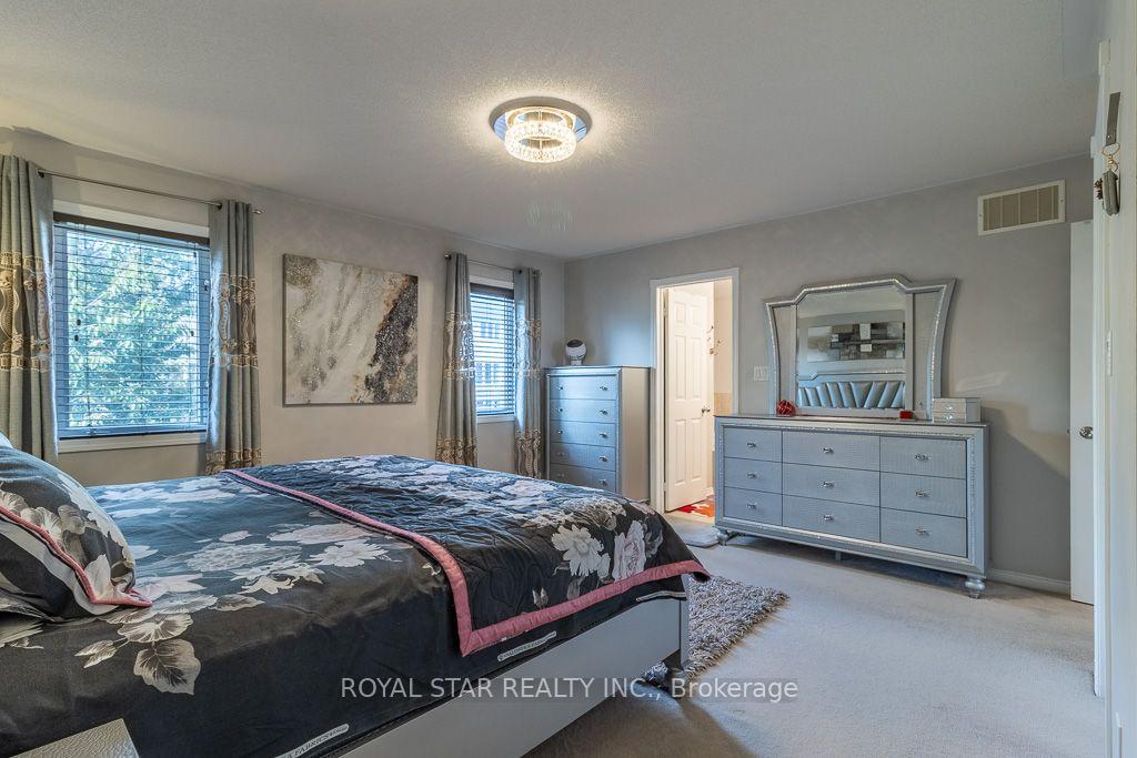 Photo 17 of 1164 Stire Street, Oshawa, Pinecrest — HOMEH
