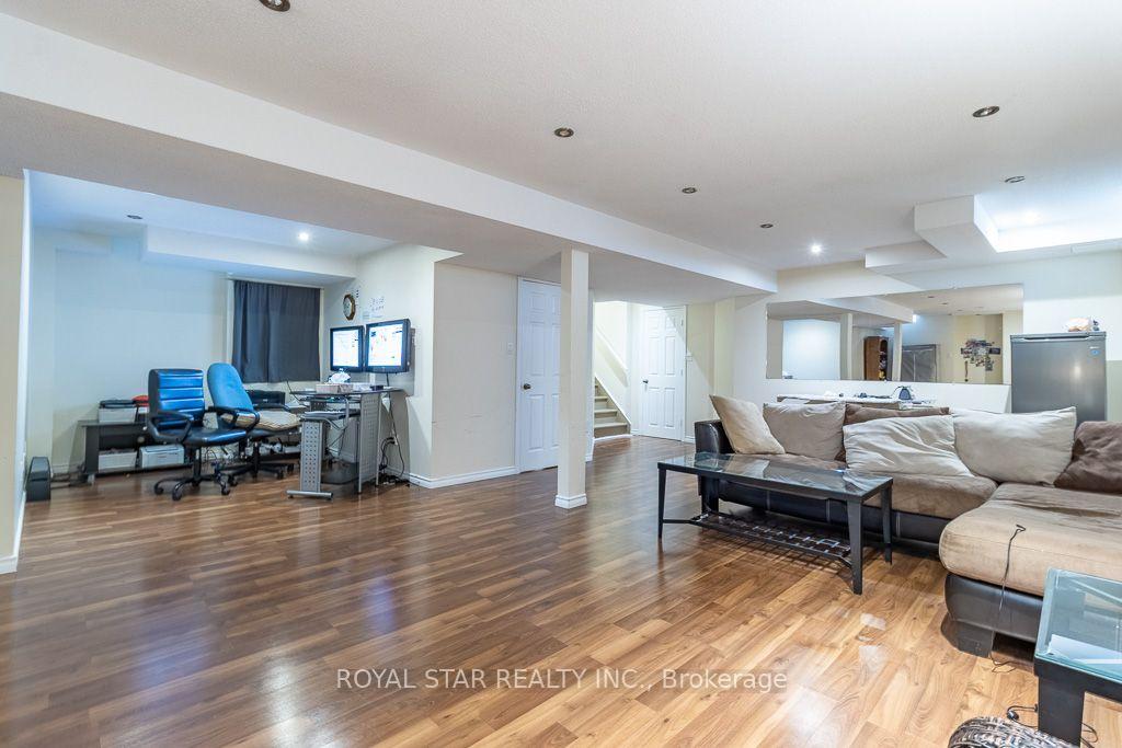 Photo 26 of 1164 Stire Street, Oshawa, Pinecrest — HOMEH