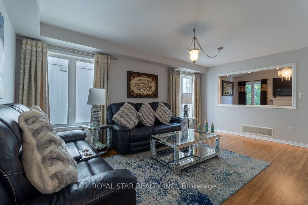 Photo 31 of 1164 Stire Street, Oshawa, Pinecrest — HOMEH