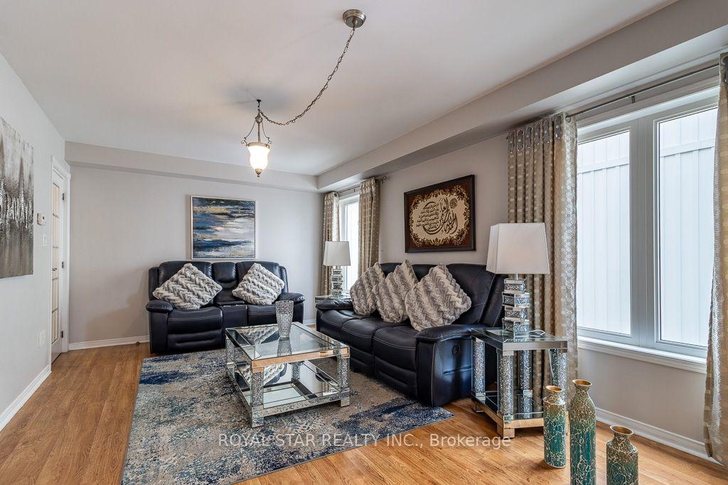 Photo 33 of 1164 Stire Street, Oshawa, Pinecrest — HOMEH