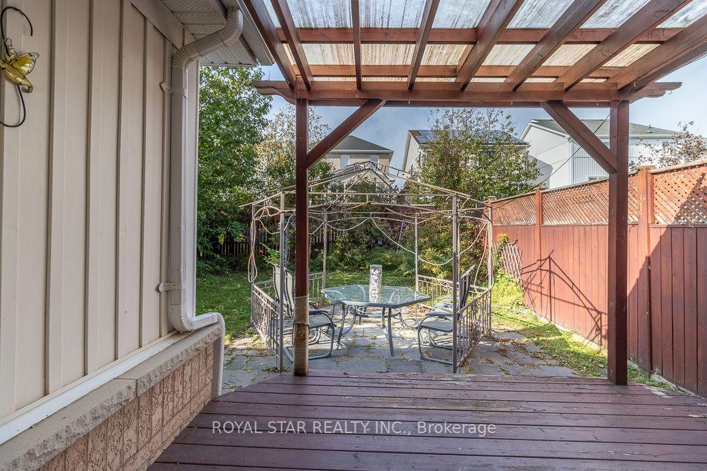 Photo 38 of 1164 Stire Street, Oshawa, Pinecrest — HOMEH