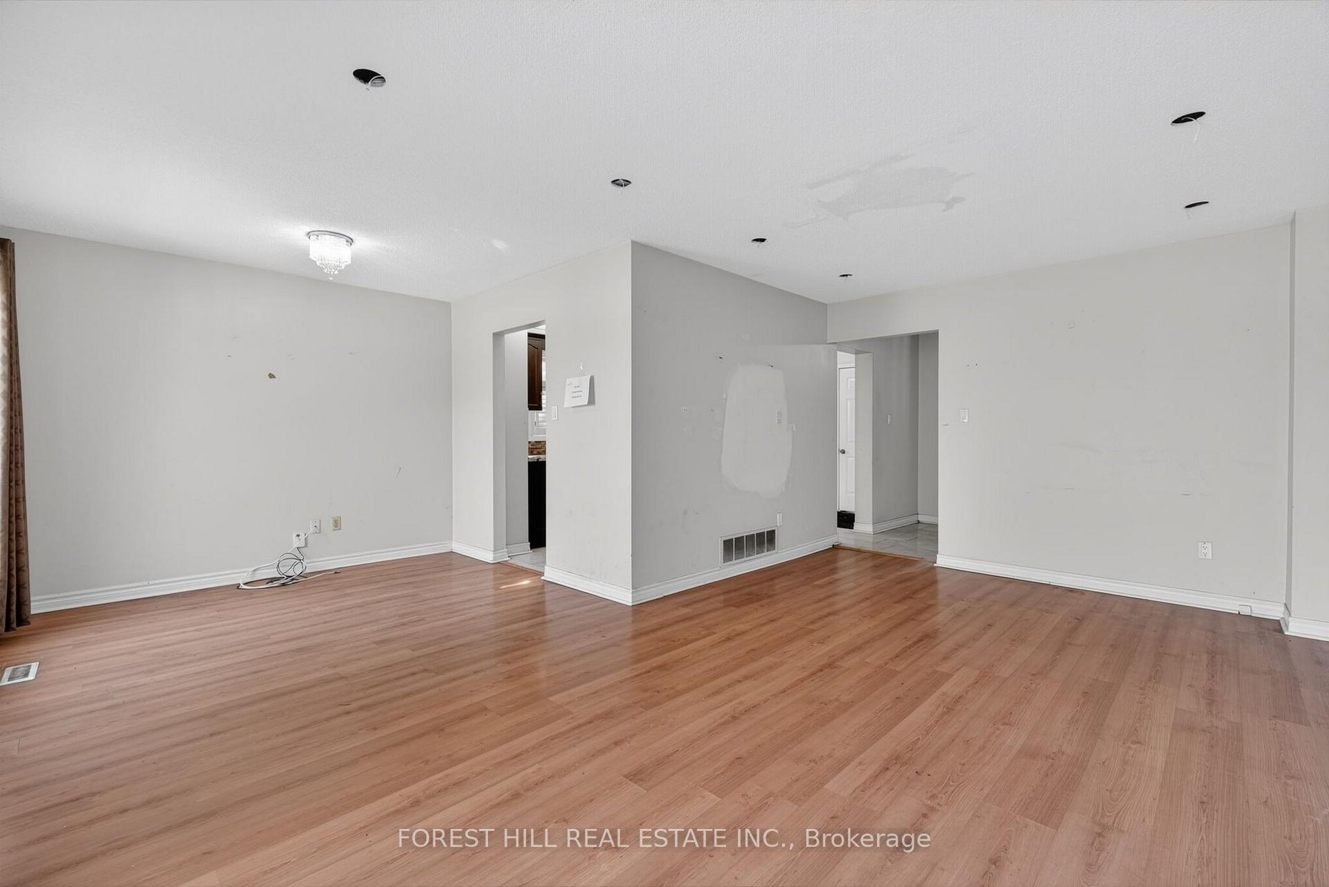 Photo 7 of 27 Saturn Drive, Brampton, Madoc — HOMEH