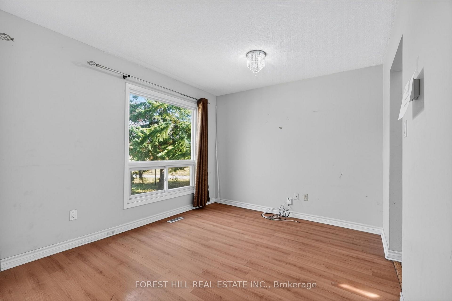 Photo 8 of 27 Saturn Drive, Brampton, Madoc — HOMEH
