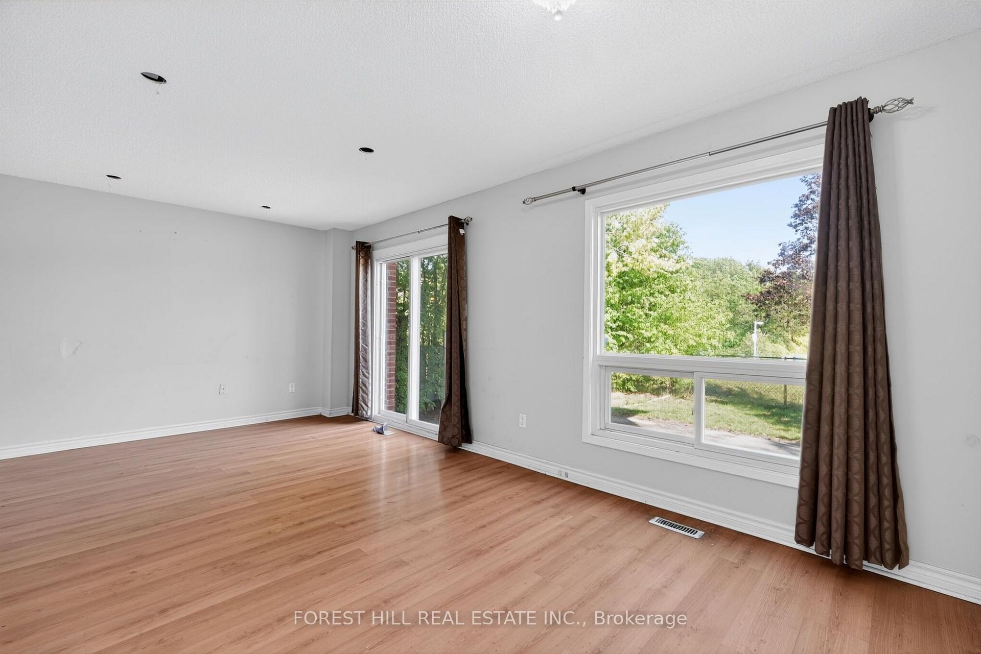 Photo 10 of 27 Saturn Drive, Brampton, Madoc — HOMEH
