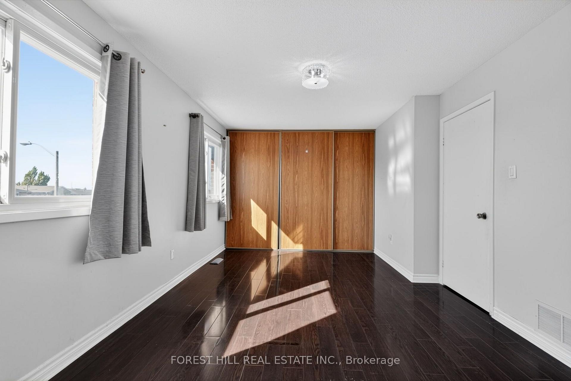 Photo 21 of 27 Saturn Drive, Brampton, Madoc — HOMEH