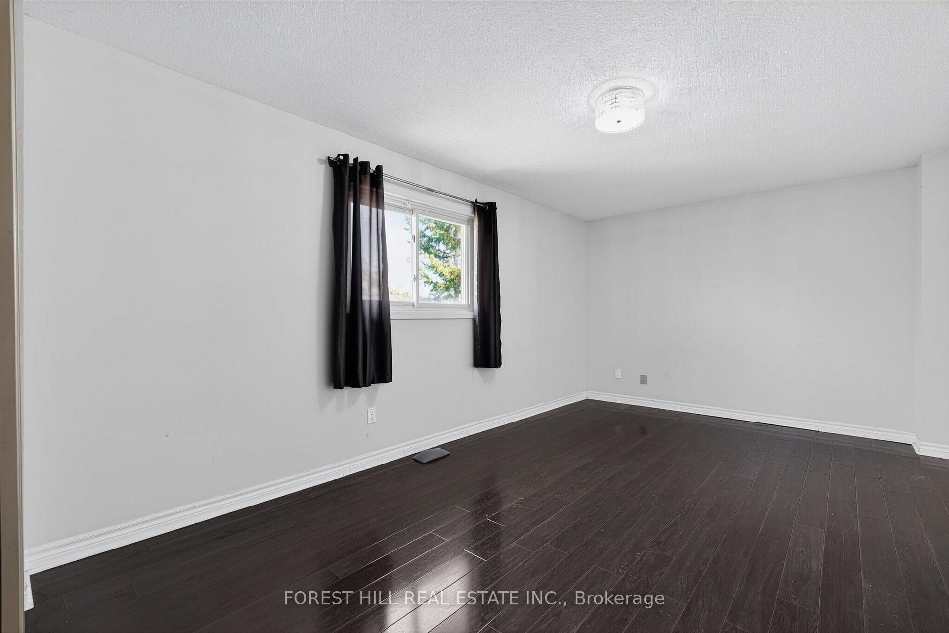 Photo 28 of 27 Saturn Drive, Brampton, Madoc — HOMEH