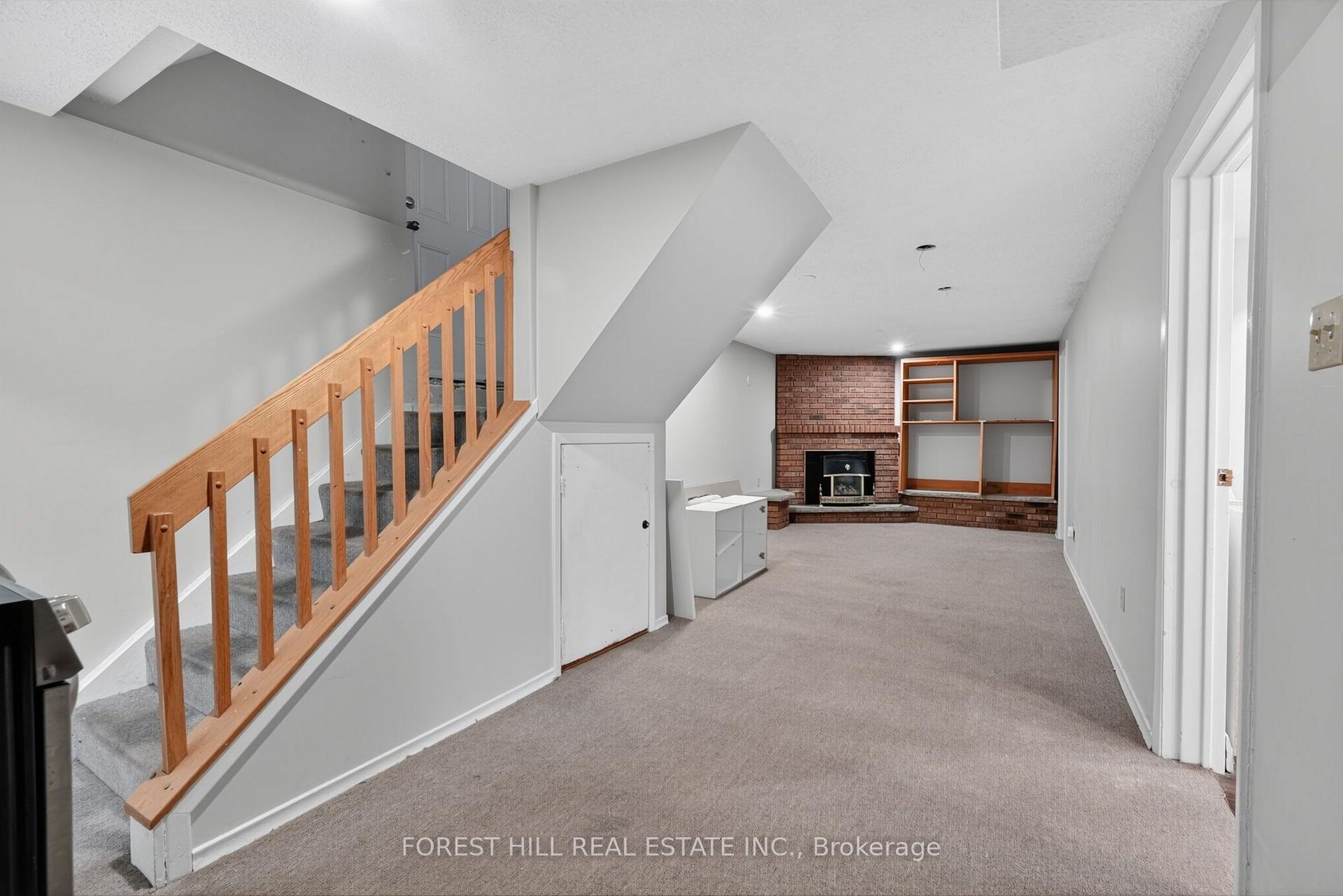 Photo 33 of 27 Saturn Drive, Brampton, Madoc — HOMEH