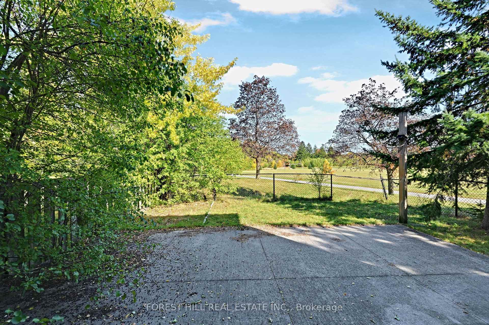 Photo 40 of 27 Saturn Drive, Brampton, Madoc — HOMEH