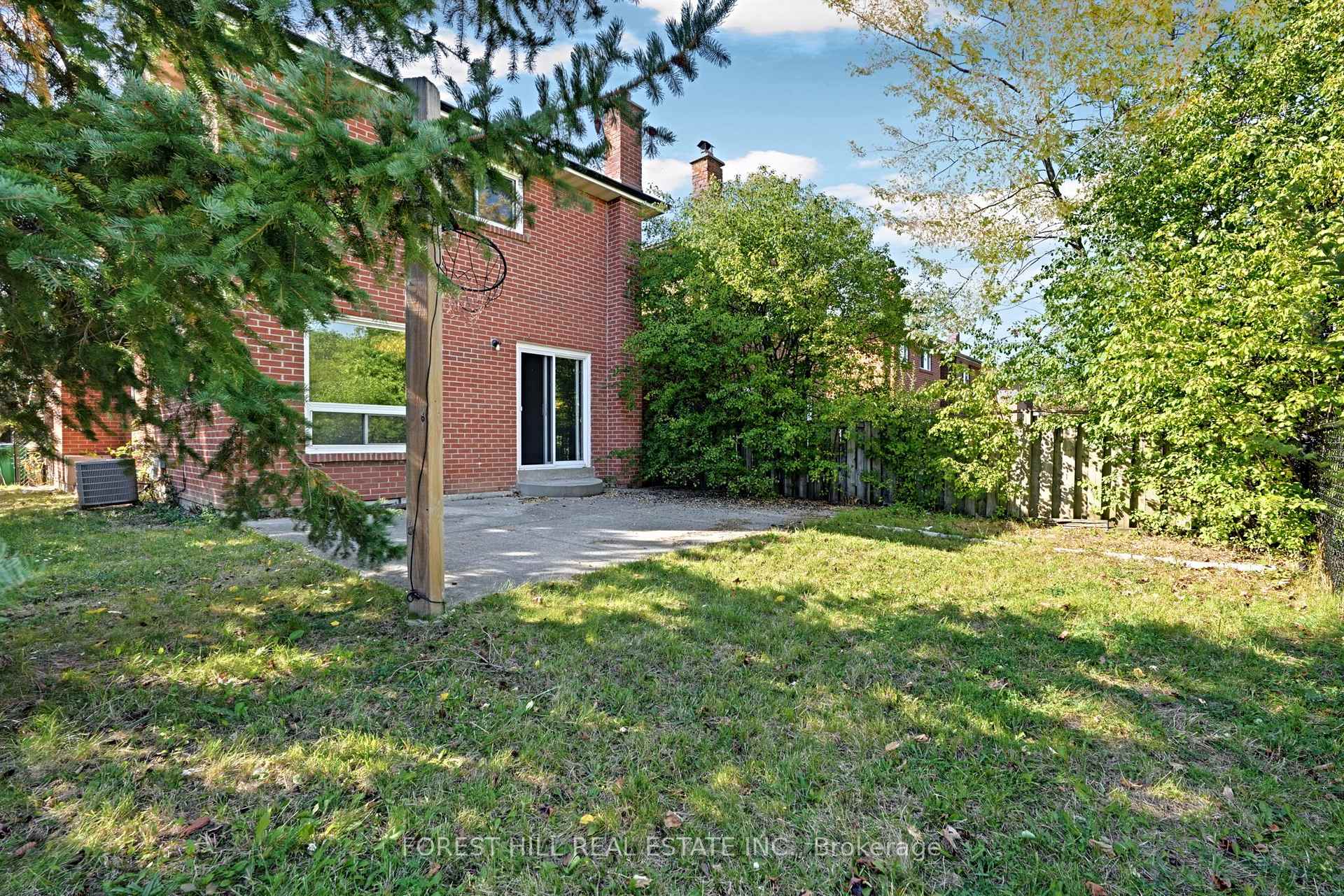 Photo 42 of 27 Saturn Drive, Brampton, Madoc — HOMEH