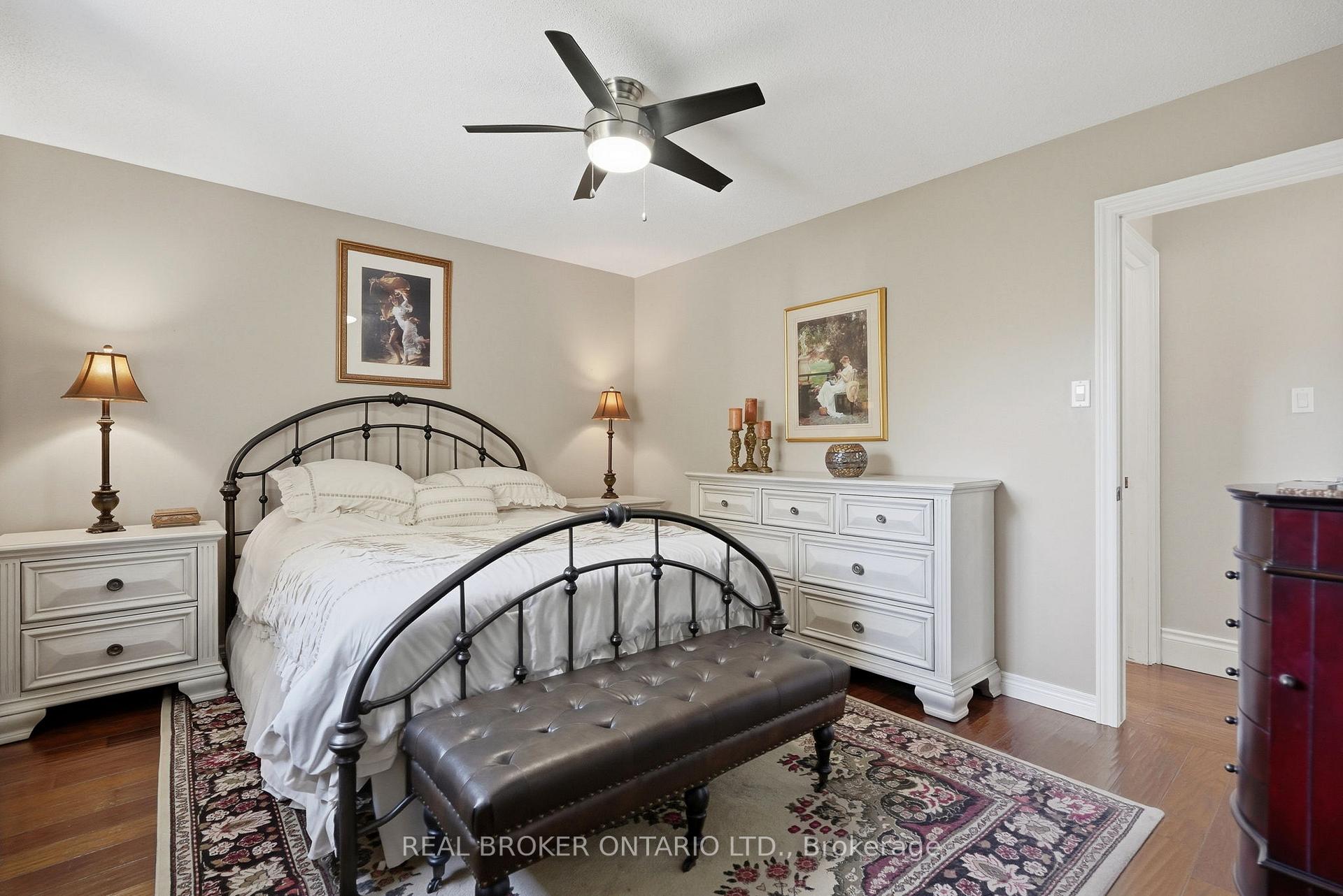 Photo 22 of 8 Moyle Drive, Brantford, Mayfair — HOMEH