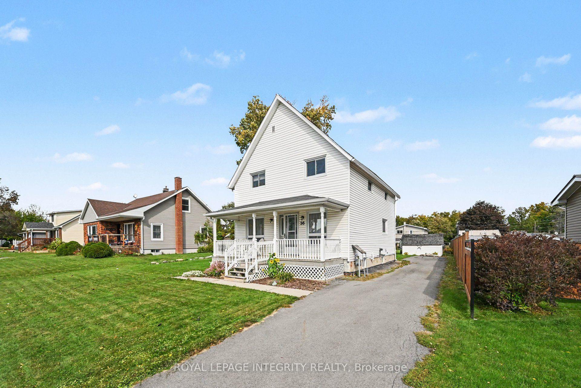 Photo 2 of 36 Kent Crescent, South Stormont, Long Sault — HOMEH