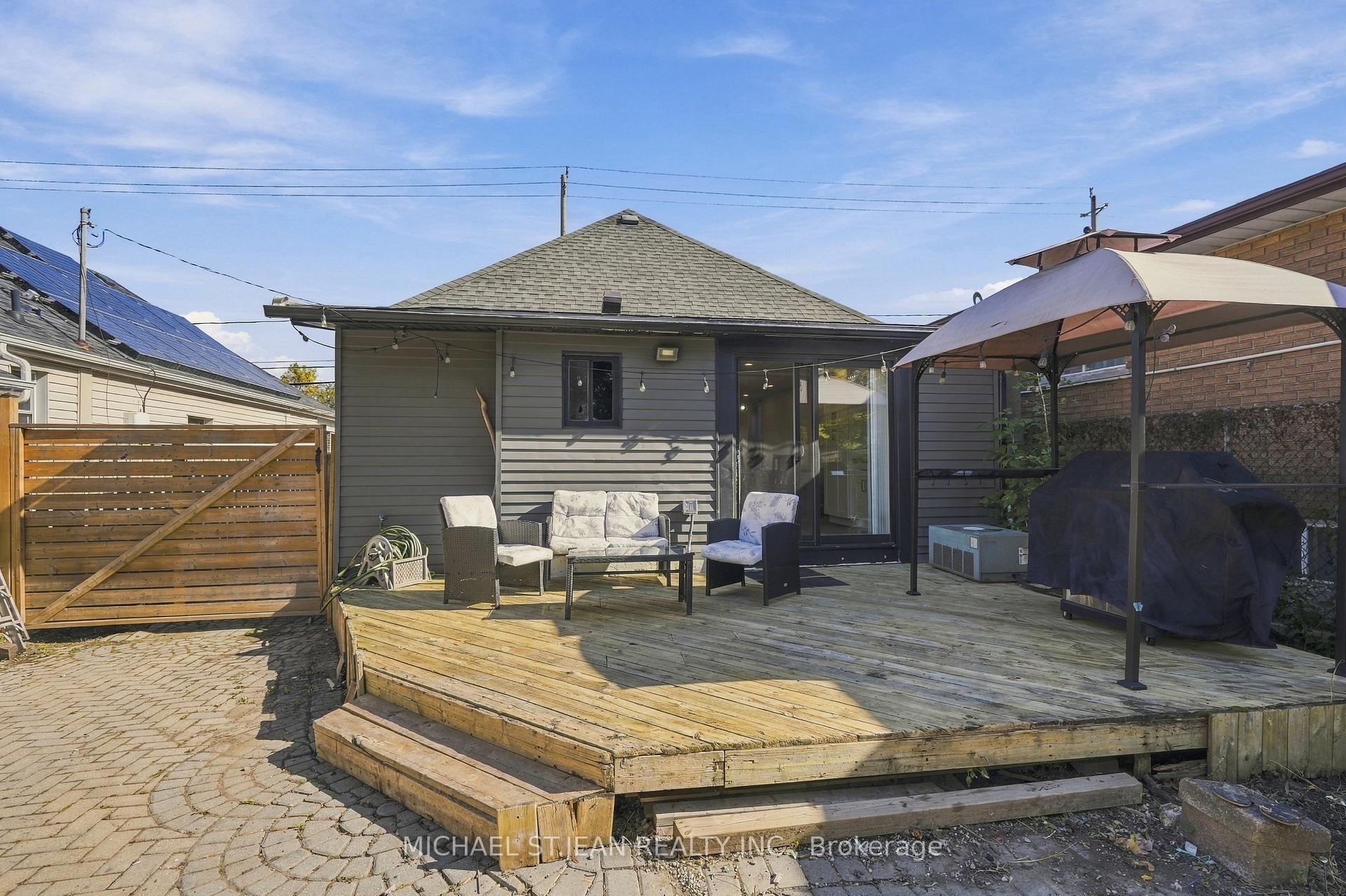 Photo 41 of 658 Upper Wellington Street, Hamilton, Centremount — HOMEH