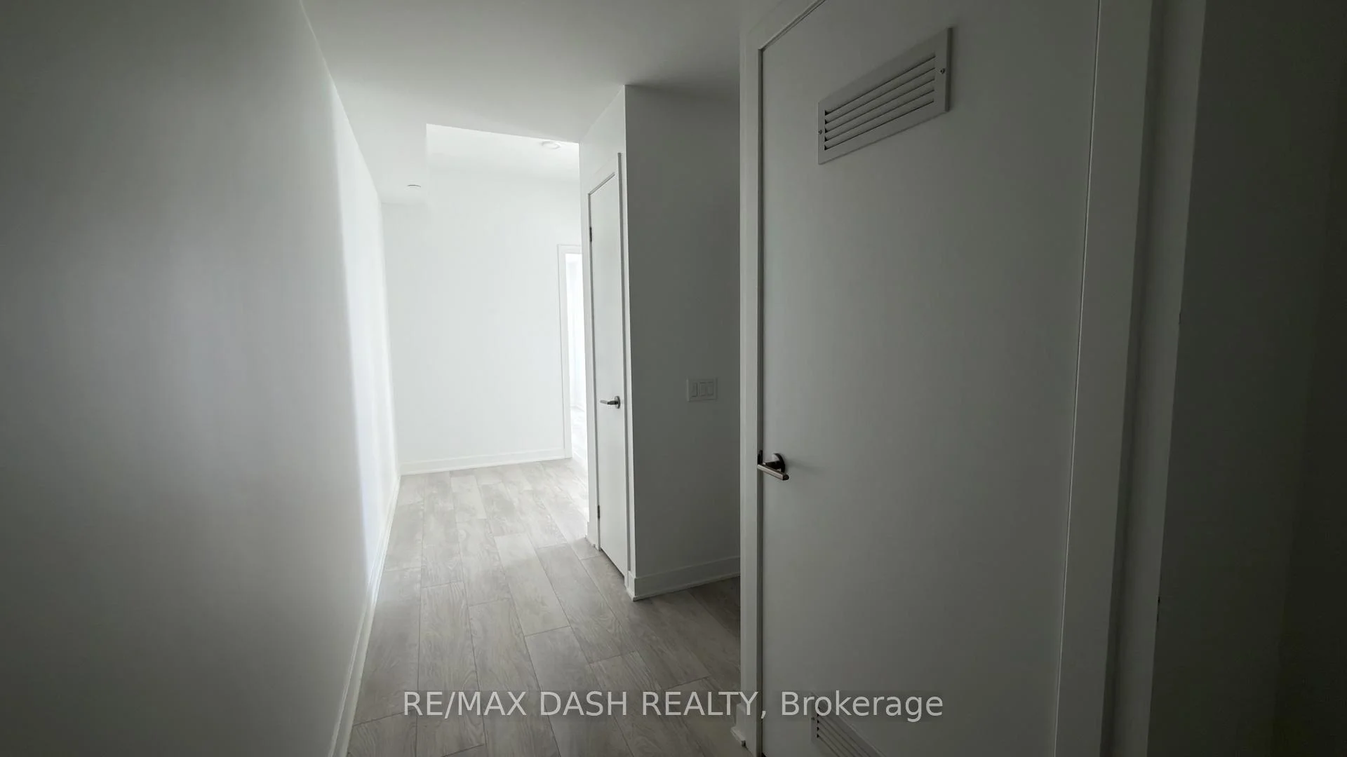 Photo 12 of Unit 504, 10 Flavelle Trail, Vaughan, Steeles West Industrial — HOMEH