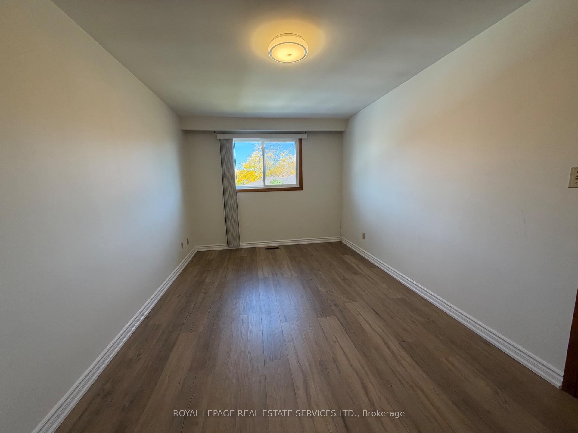Photo 12 of Unit Upper, 66 Terryhill Crescent, Scarborough, Agincourt South-Malvern West — HOMEH