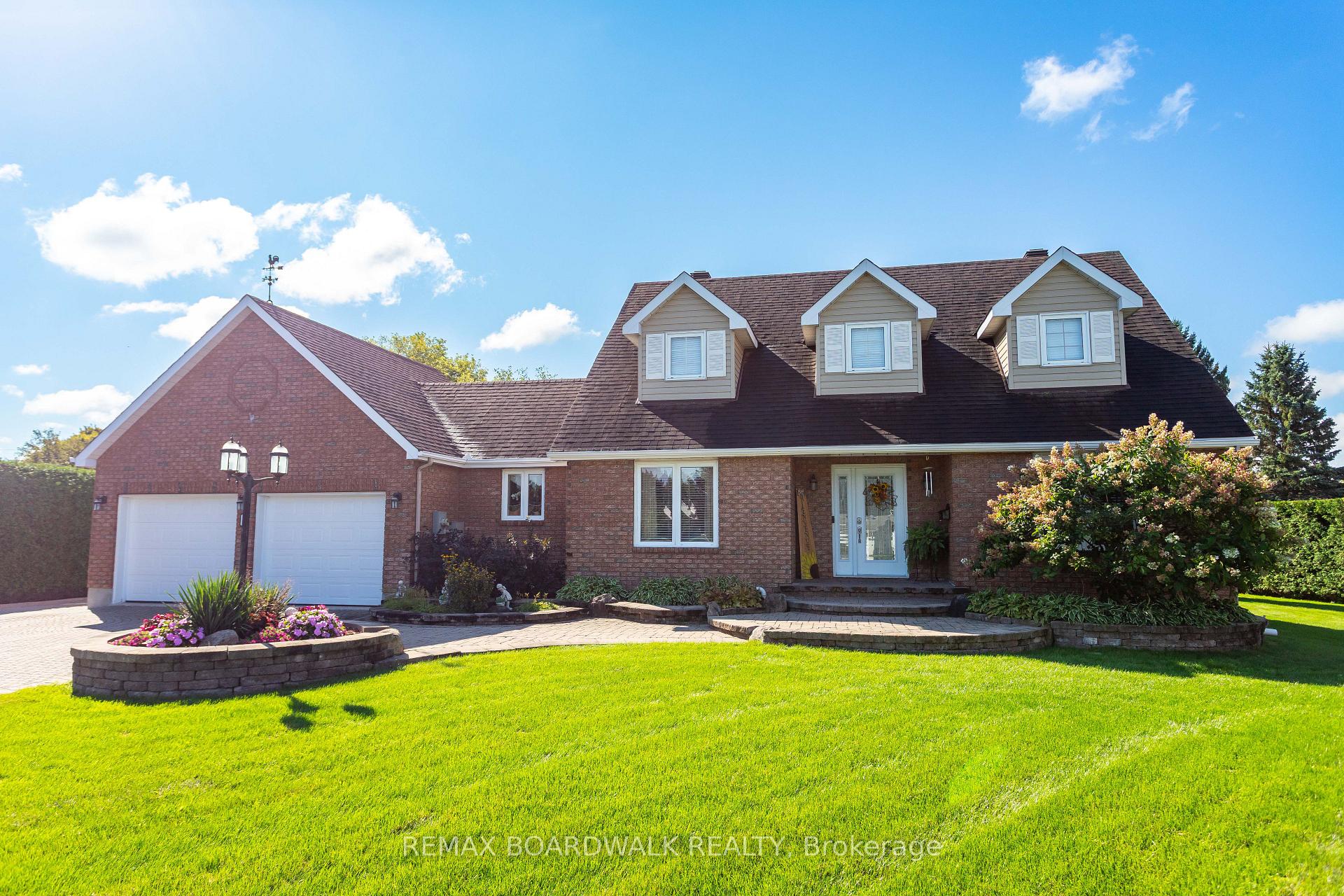 Photo 2 of 32 Faucher Boulevard, Casselman, Casselman — HOMEH