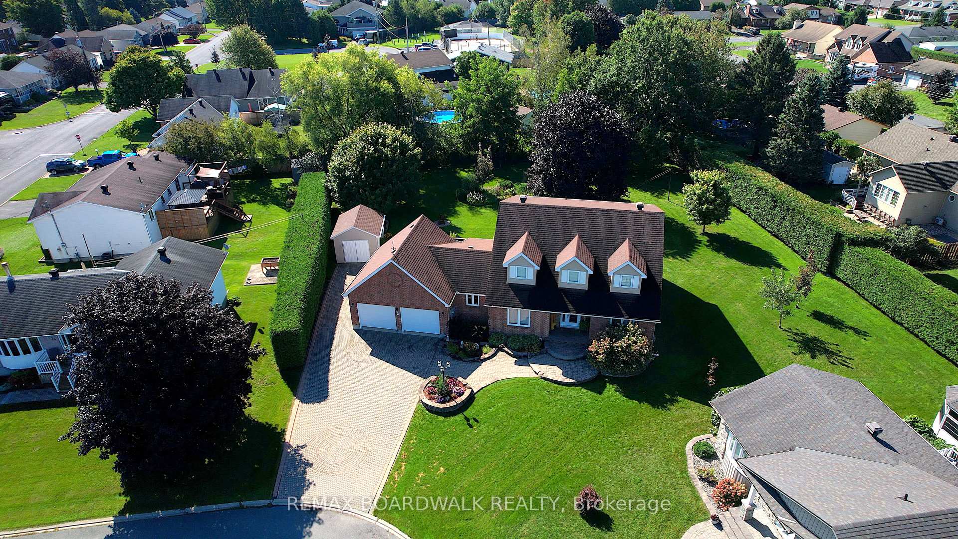 Photo 4 of 32 Faucher Boulevard, Casselman, Casselman — HOMEH