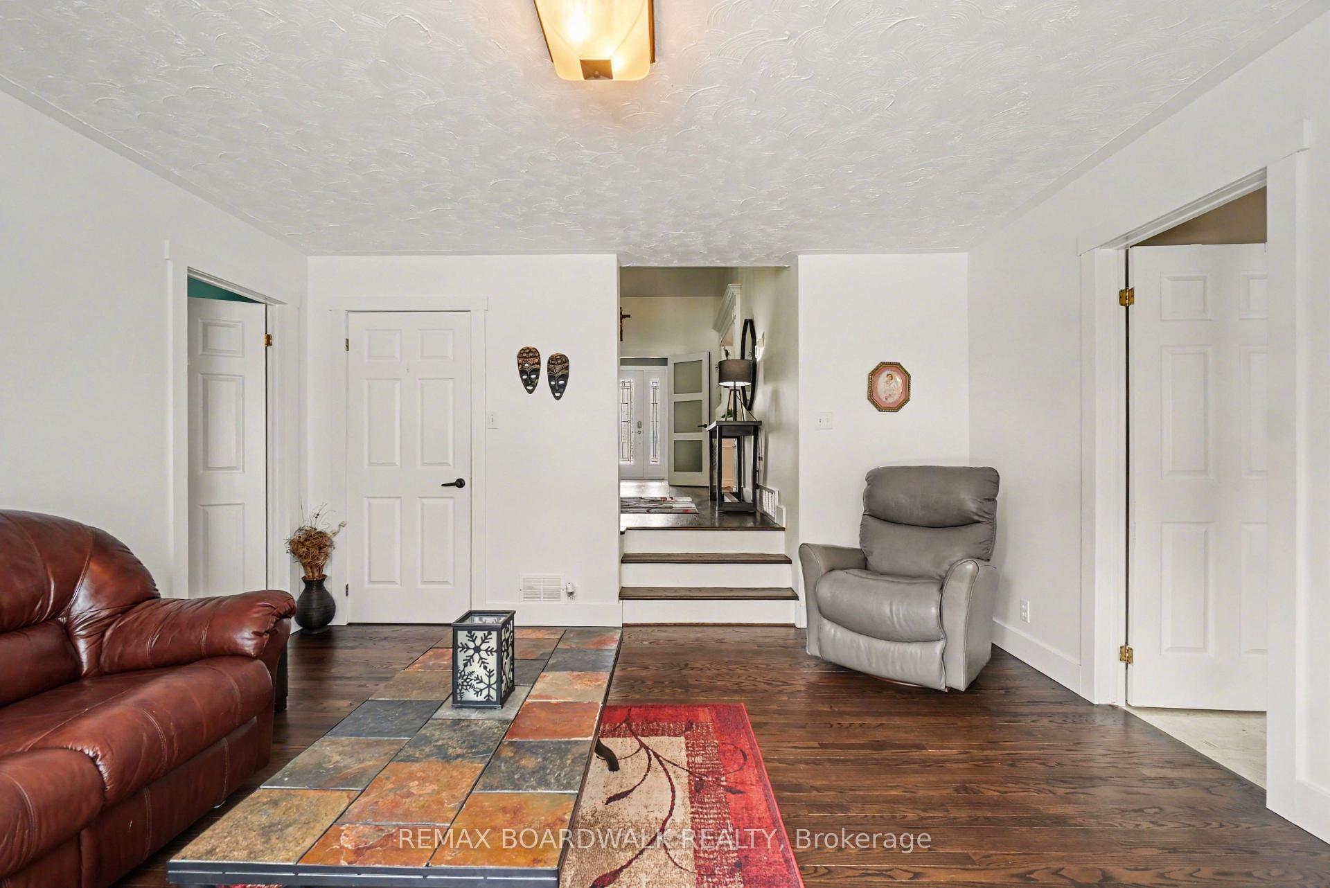 Photo 17 of 32 Faucher Boulevard, Casselman, Casselman — HOMEH