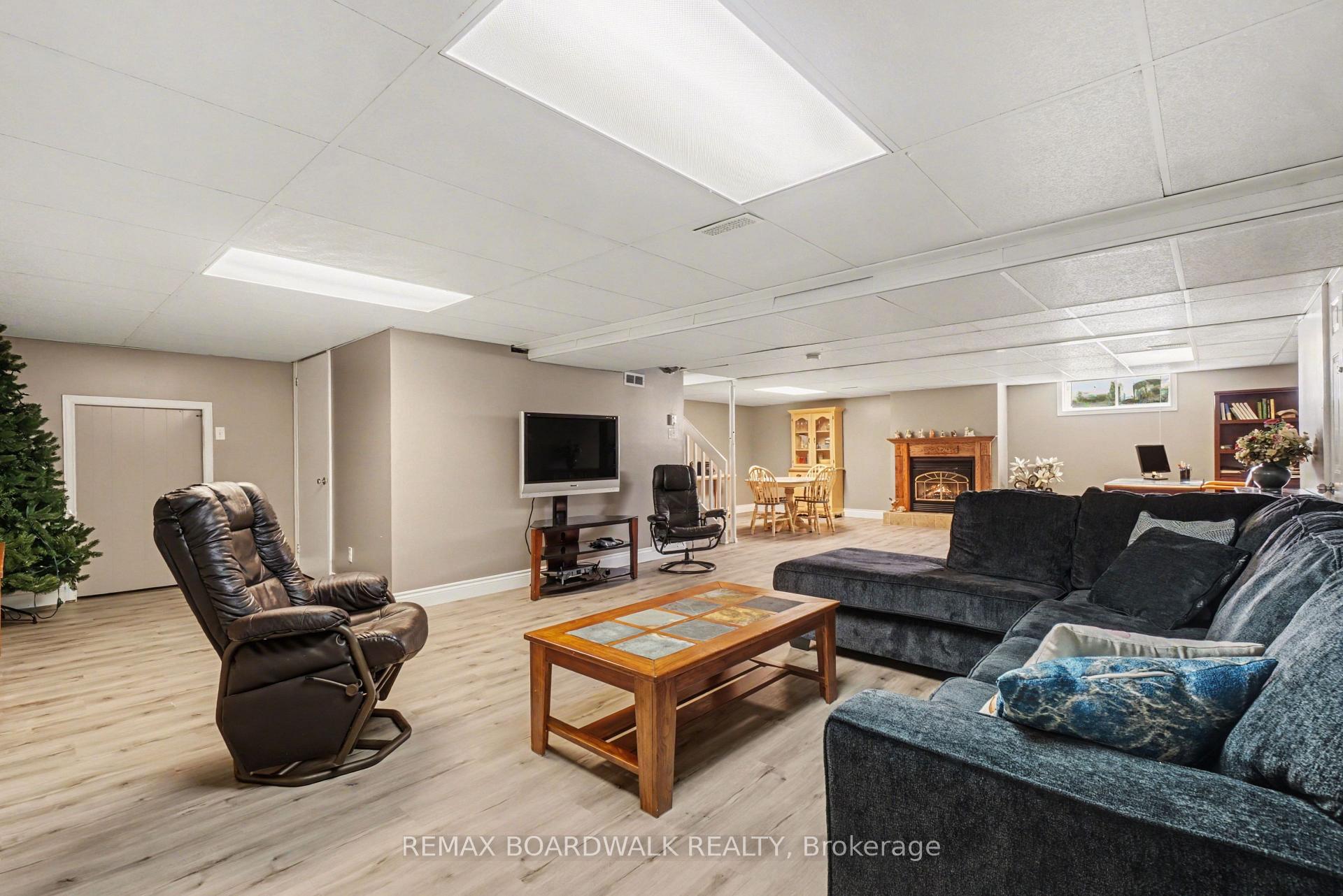 Photo 29 of 32 Faucher Boulevard, Casselman, Casselman — HOMEH