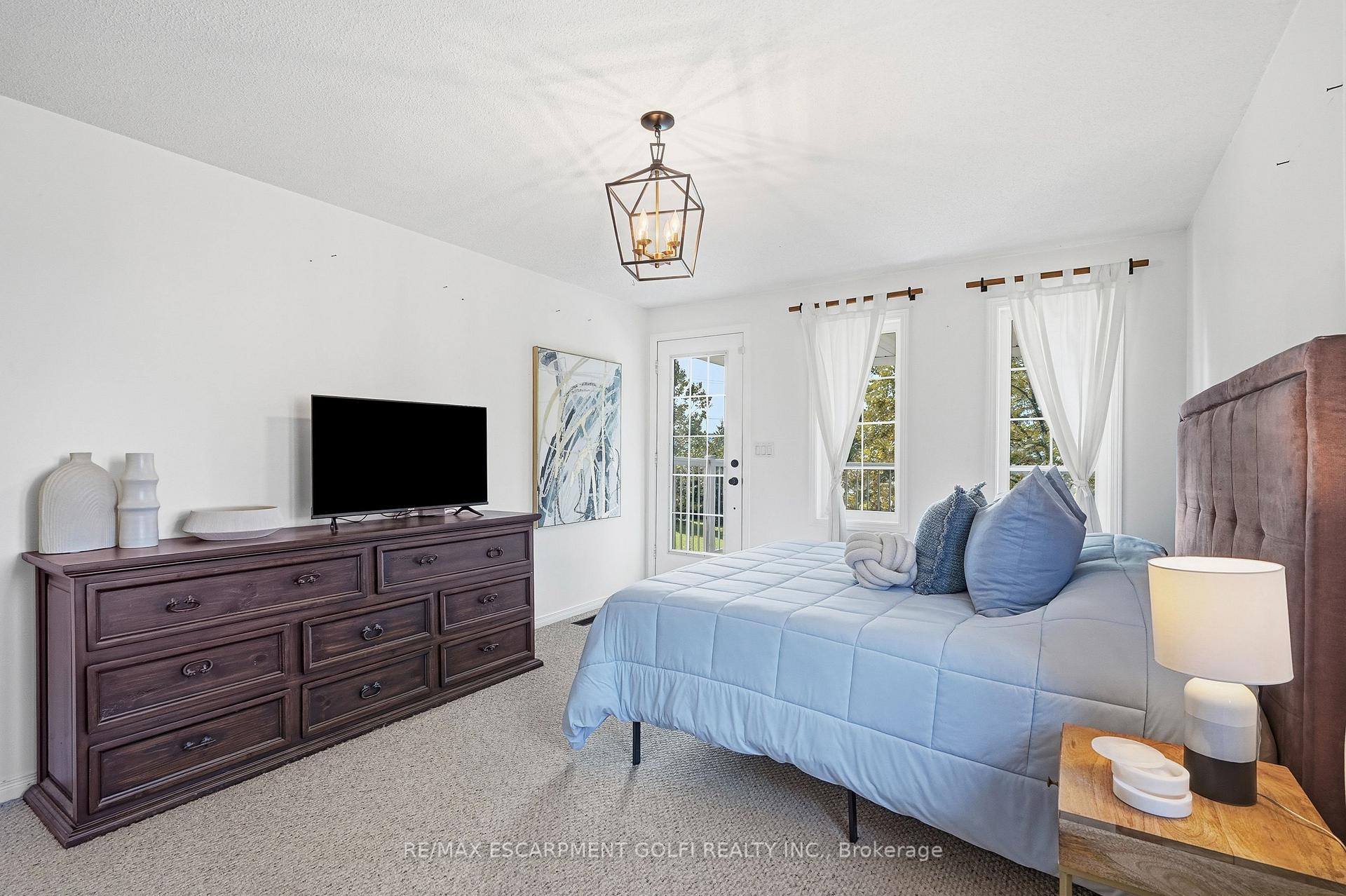 Photo 17 of 86 Springstead Avenue, Hamilton, Stoney Creek — HOMEH