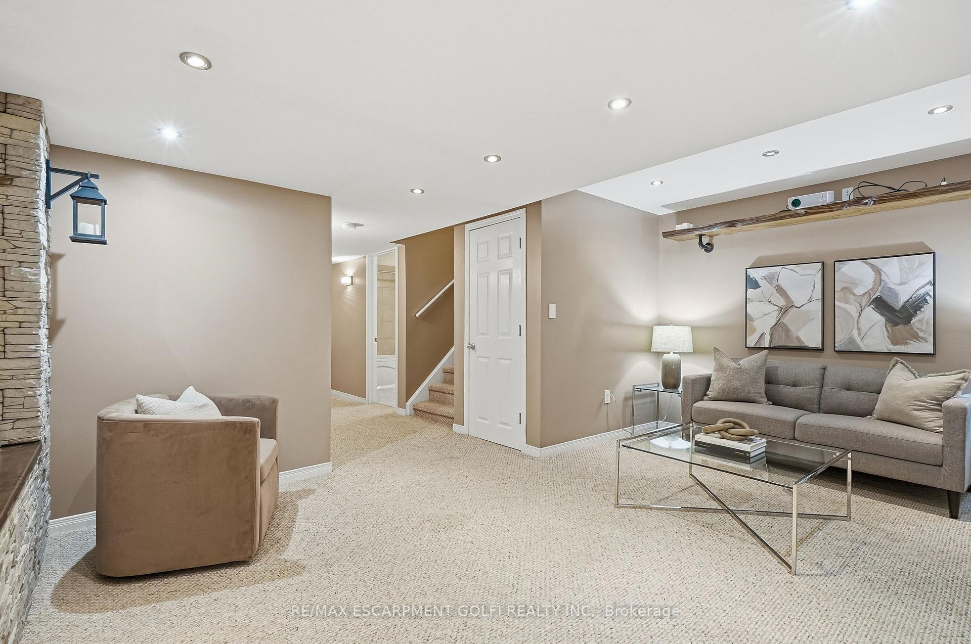 Photo 28 of 86 Springstead Avenue, Hamilton, Stoney Creek — HOMEH