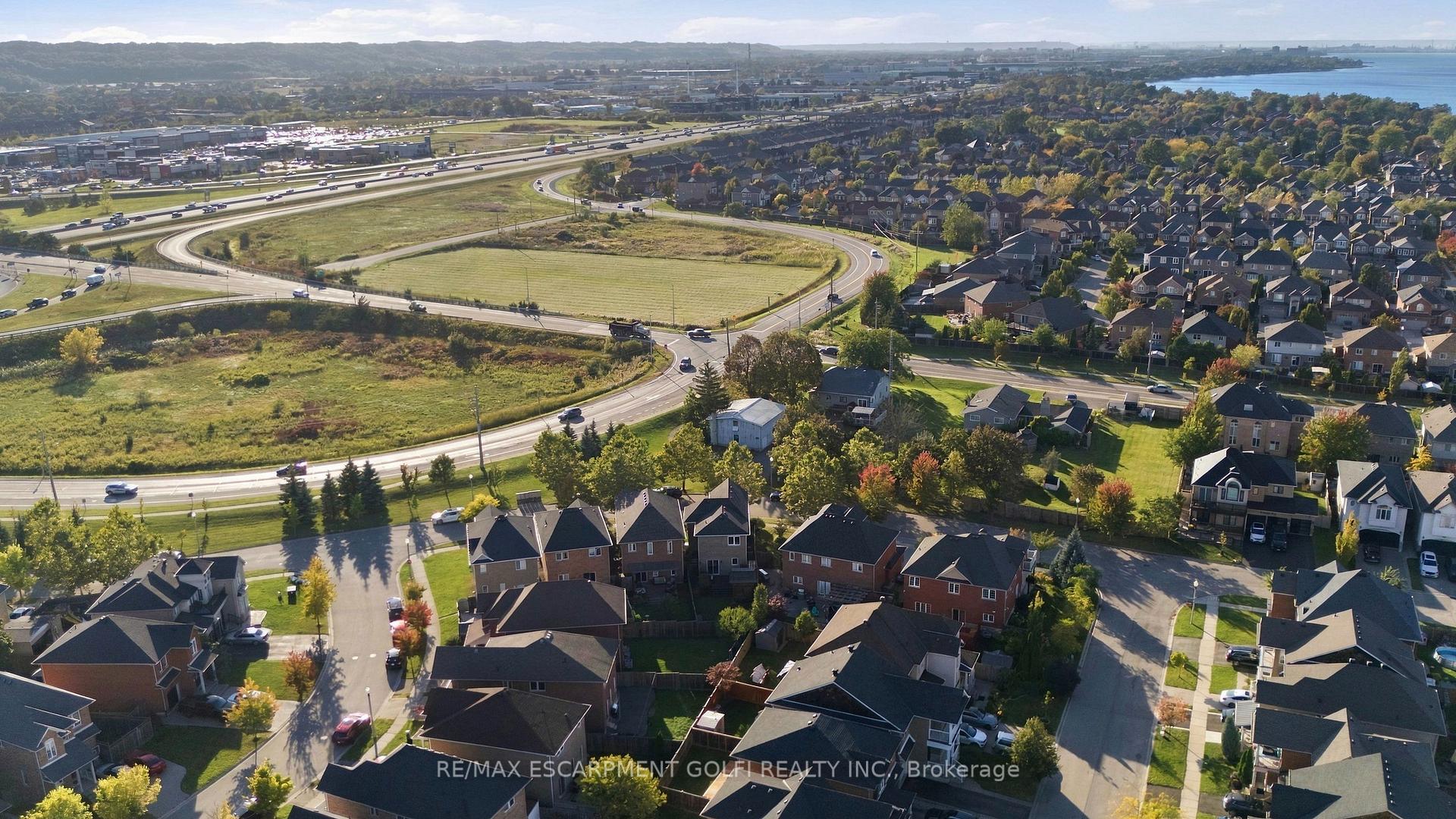 Photo 39 of 86 Springstead Avenue, Hamilton, Stoney Creek — HOMEH